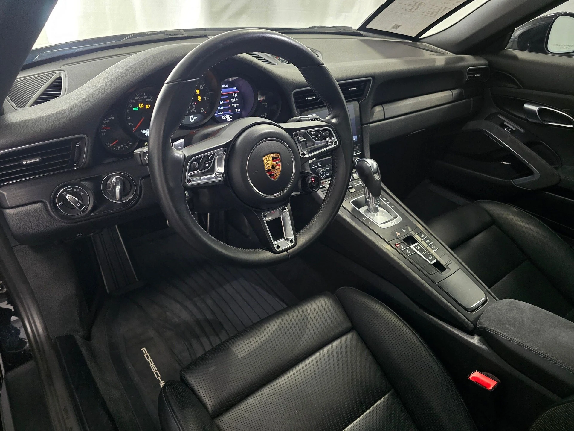 mph003_253597649_33e7d304fdbad444ad9ce47e0a325d9bx_d7f7edcd32