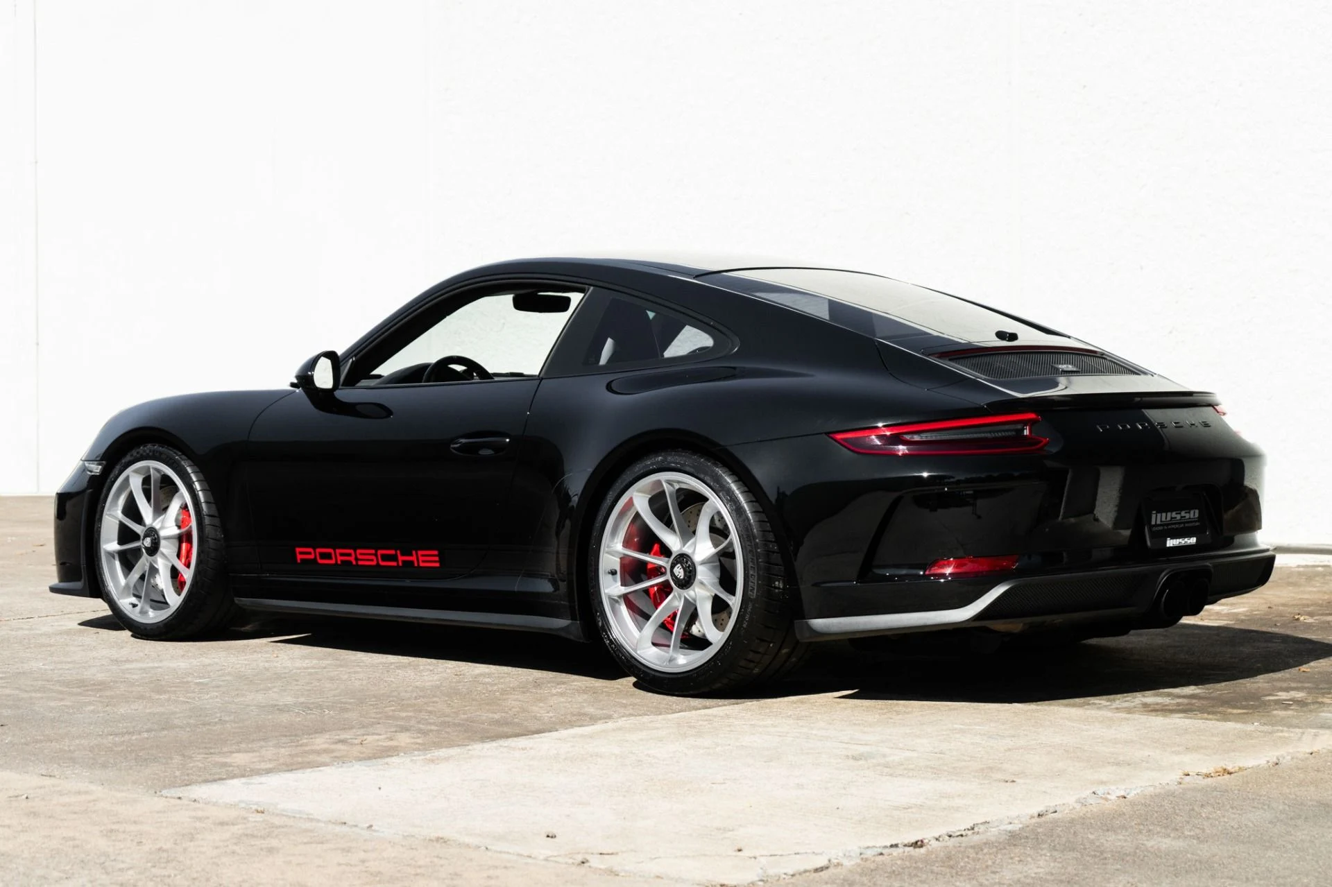 mph003_2536301576_Used_2018_Porsche_911_GT_3_Touring_1787008585_b483a78761