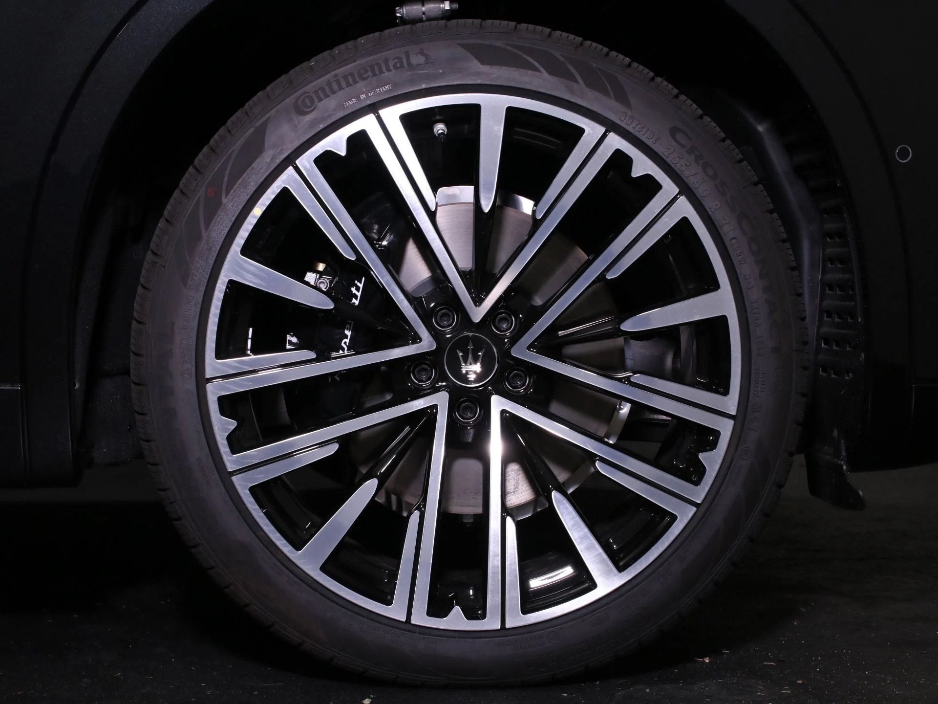 mph003_2544875723_New_2025_Maserati_Grecale_Modena_1768457939_c86fe0bd11