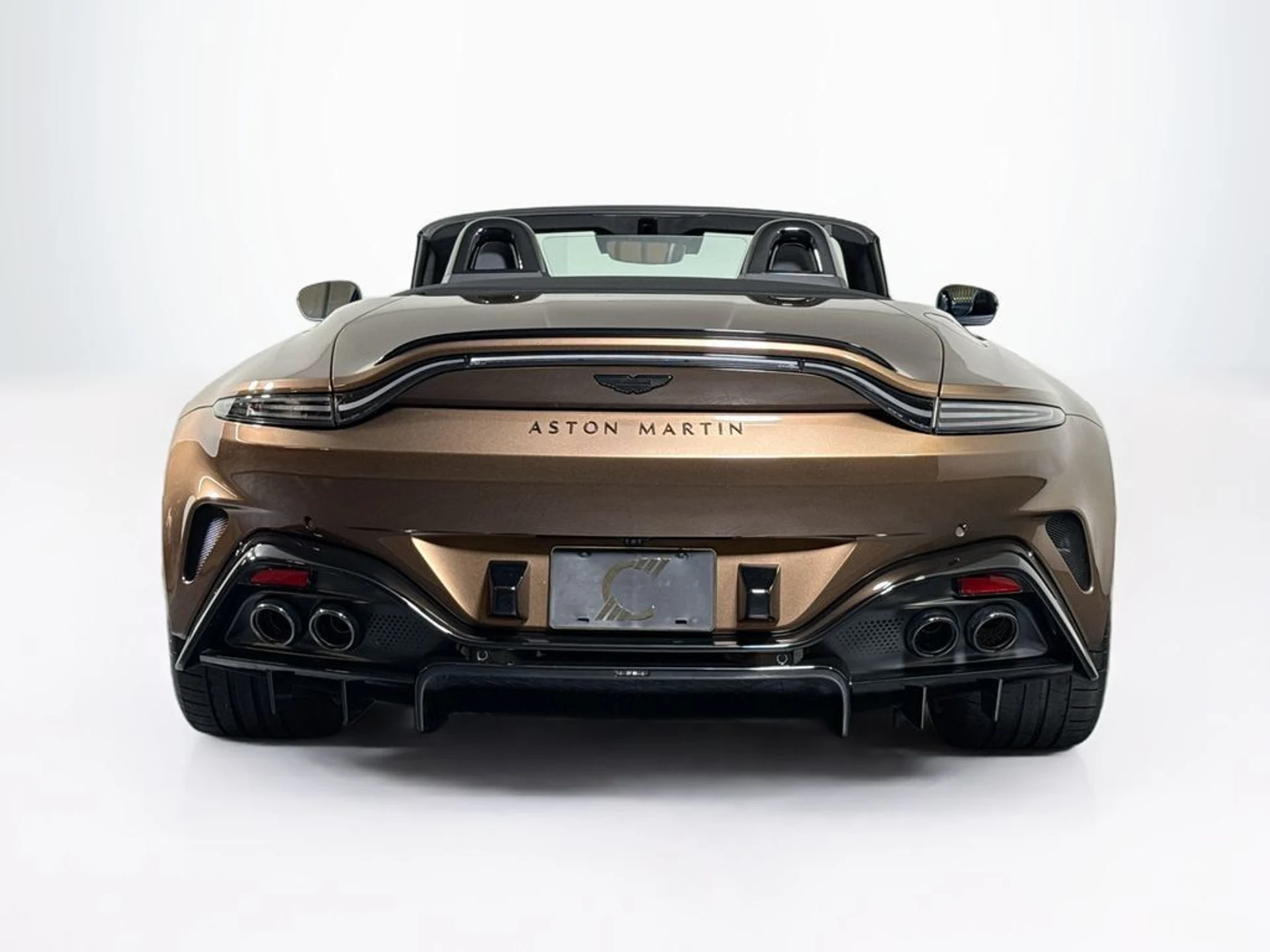 mph003_2548143642_new_2026_aston_martin_vantage_sroadster_11350_23067104_4_1024_79655b34a8
