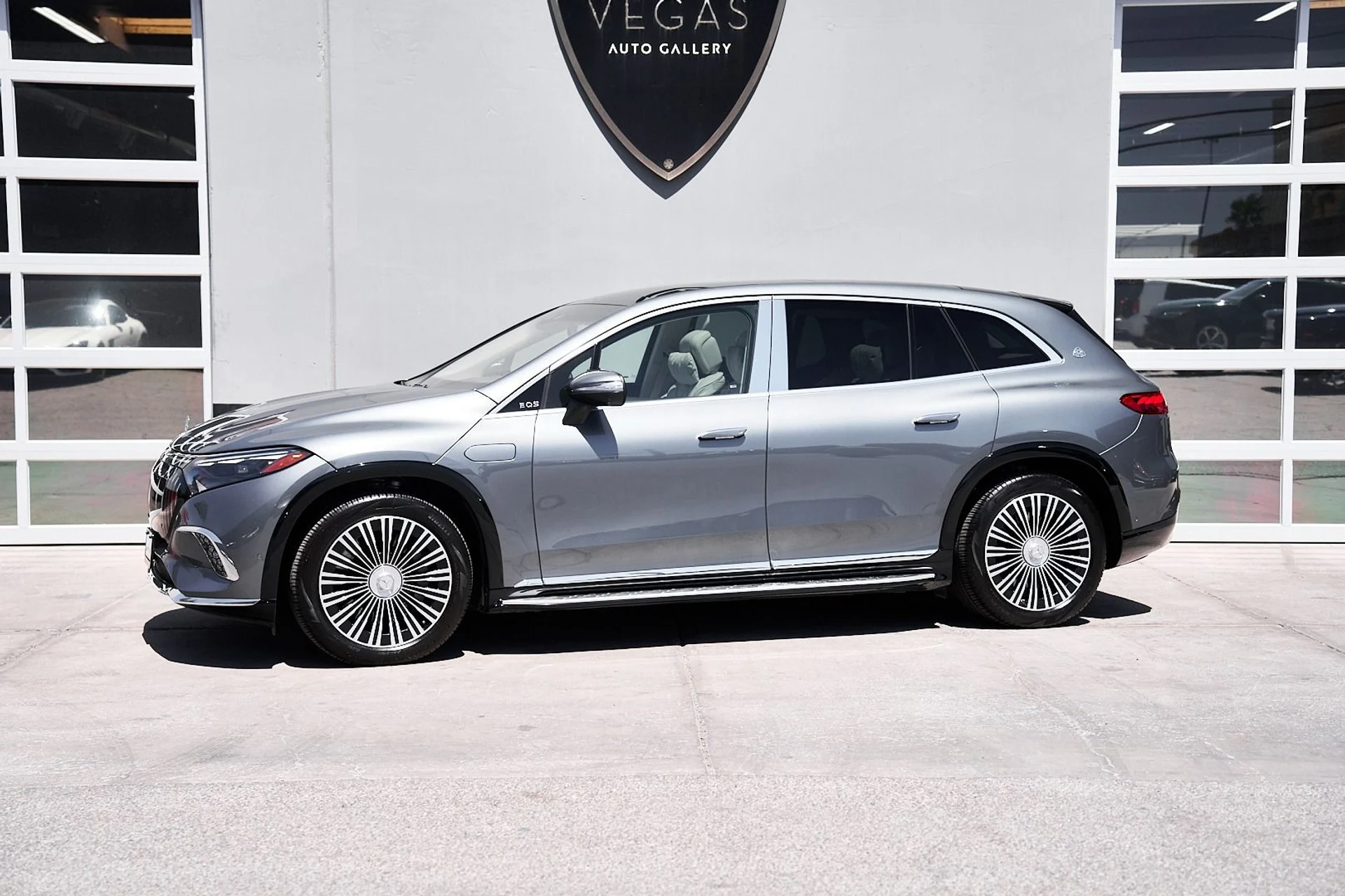 mph003_2548601359_Used_2024_Mercedes_Benz_EQS_Maybach_EQS_680_1745545735_7332058045