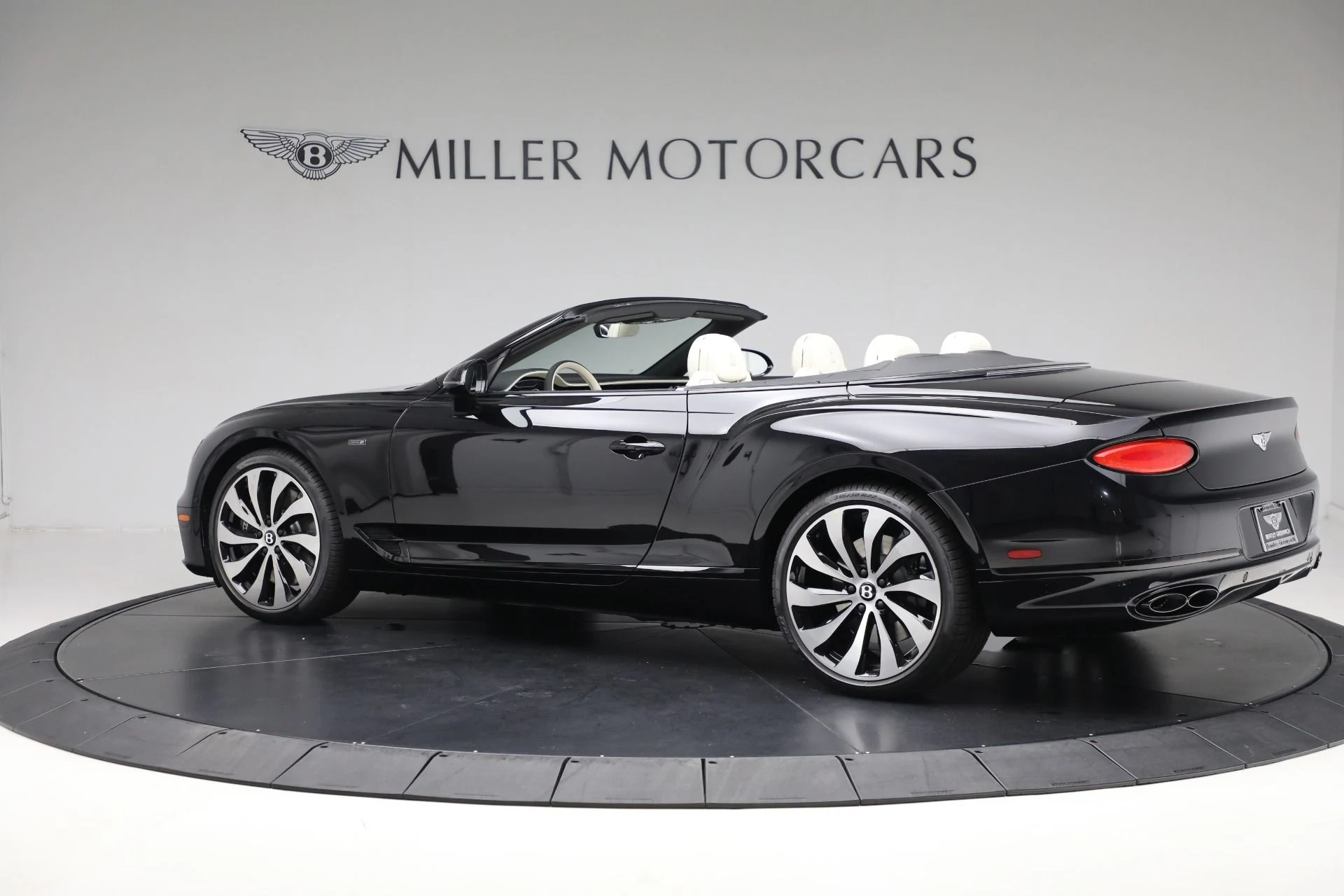 mph003_2555044884_New_2024_Bentley_Continental_GTC_Edition_8_3f79aa9adc