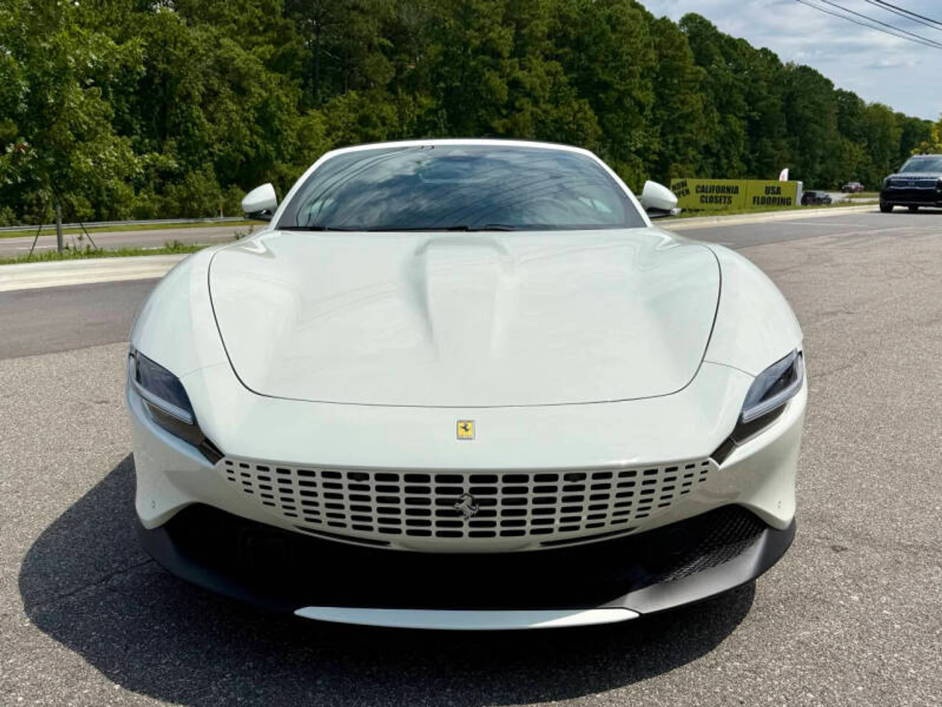 mph003_2571812040_2025_ferrari_roma_spider_base_2dr_convertible_5e21277fe9