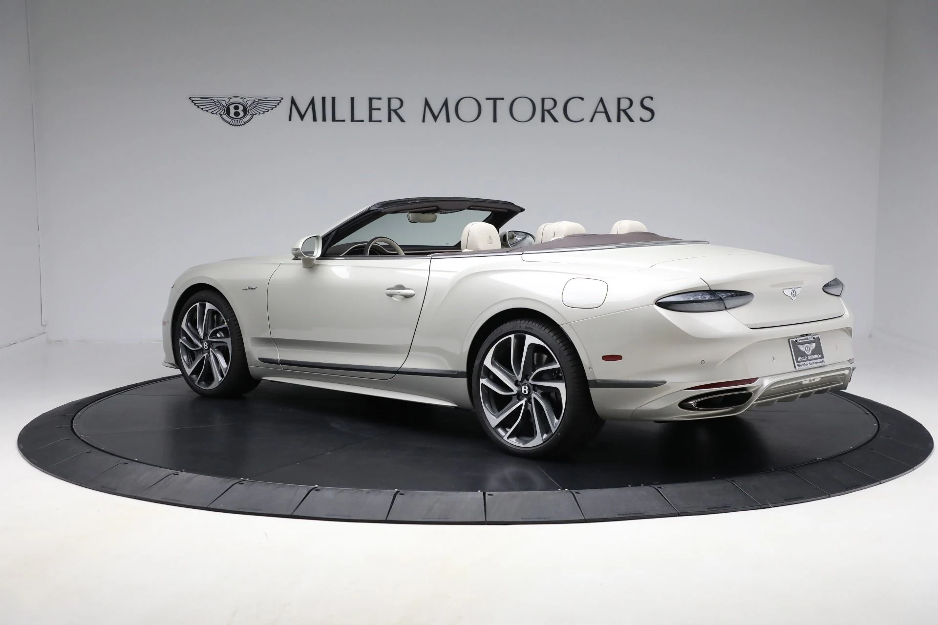 mph003_257777566_New_2025_Bentley_Continental_GTC_Speed_024f32f3e8