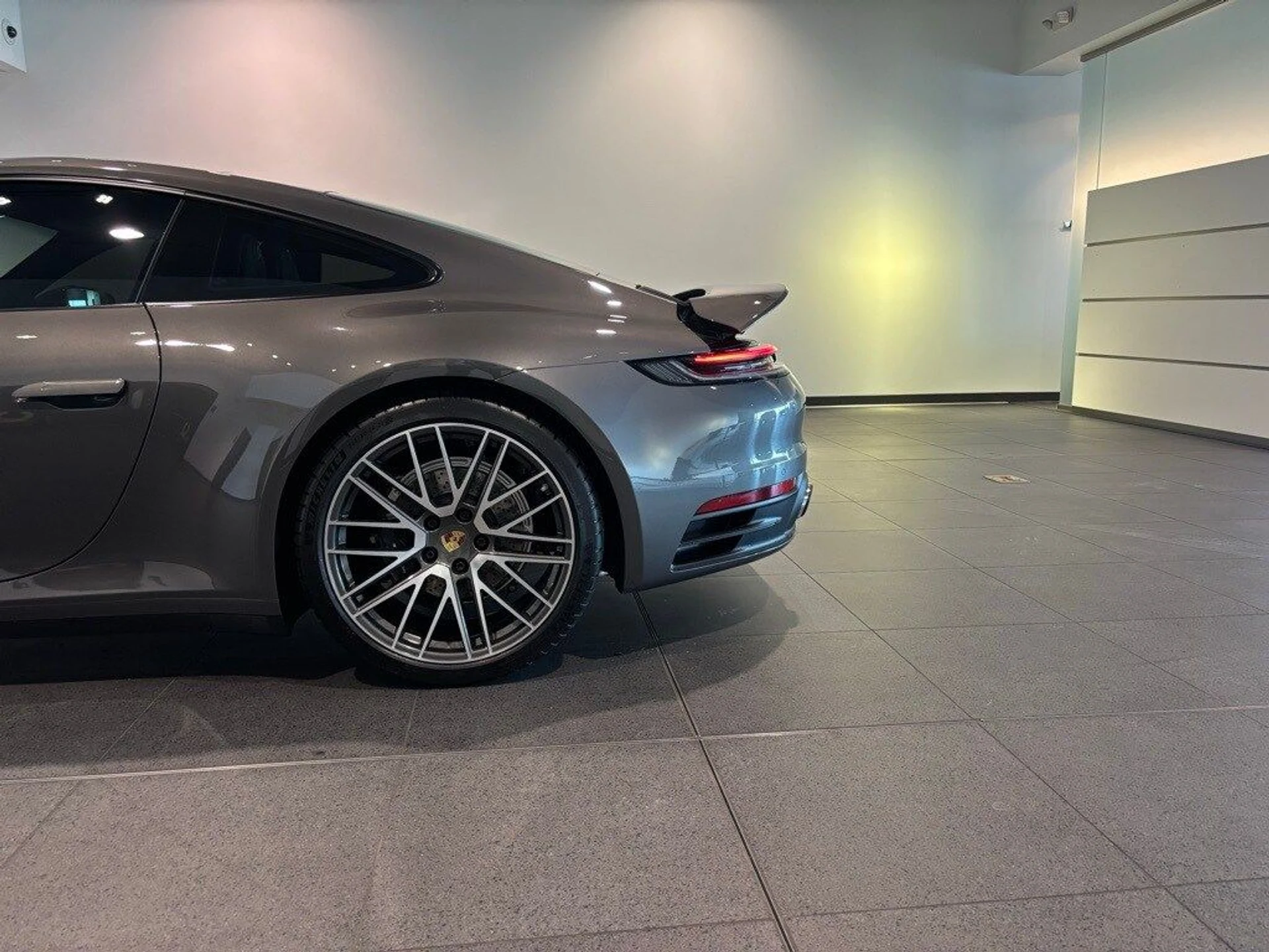 mph003_2579679894_0449382da75ae3b7da45de8d8bc5ff06x_ae3f4f8890