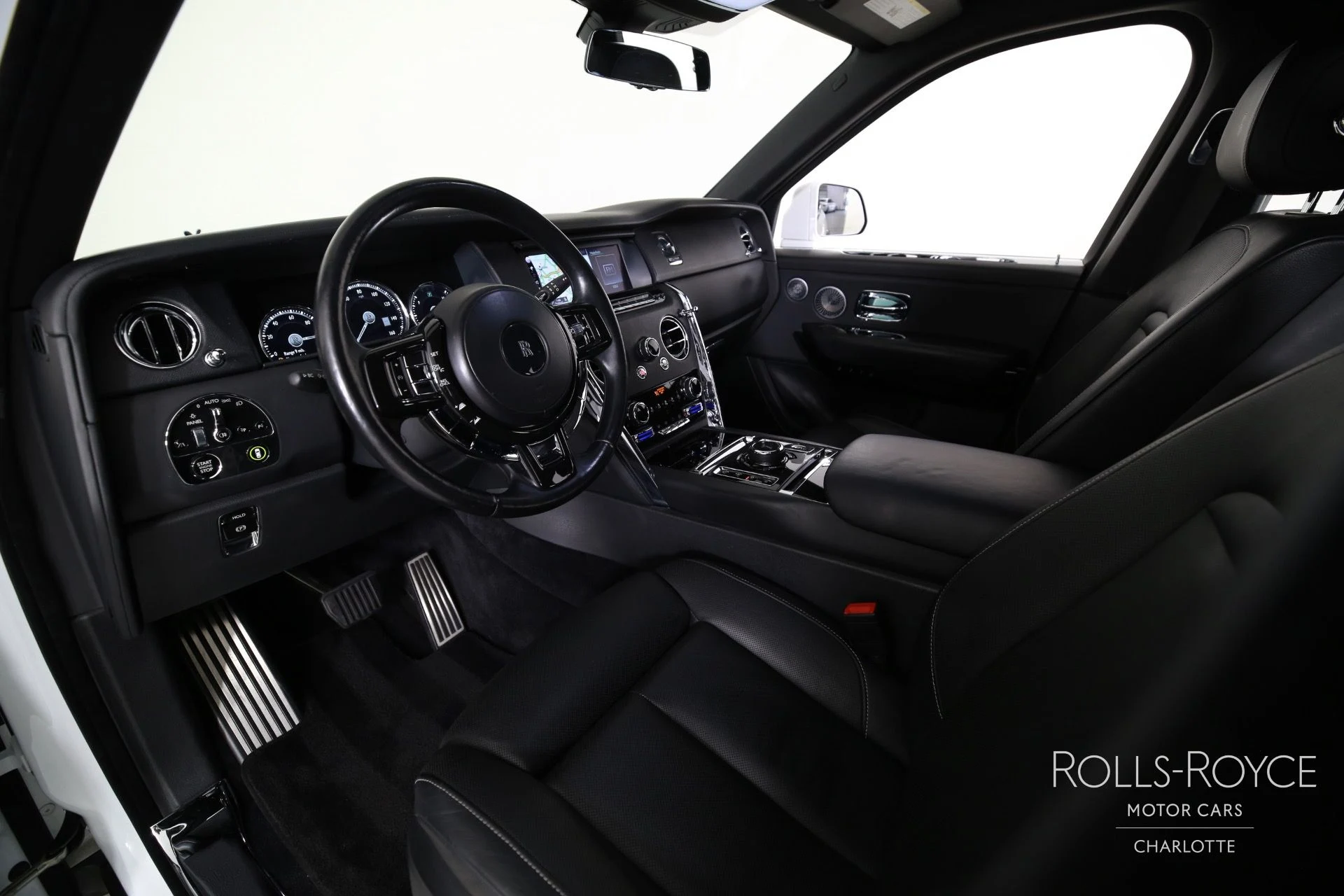 mph003_2585627193_Used_2020_Rolls_Royce_Cullinan_1750950377_91d1829199