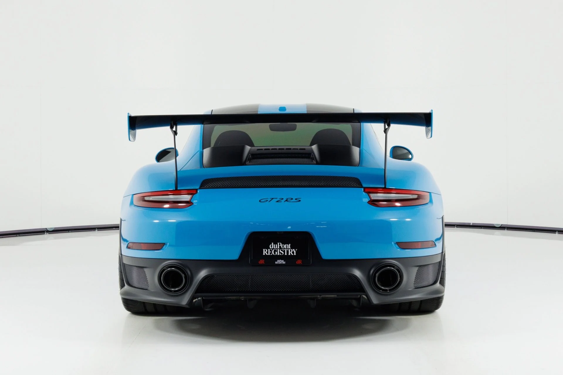 mph003_2585848070_Used_2018_Porsche_911_GT_2_RS_1783631648_fb74a21f3b