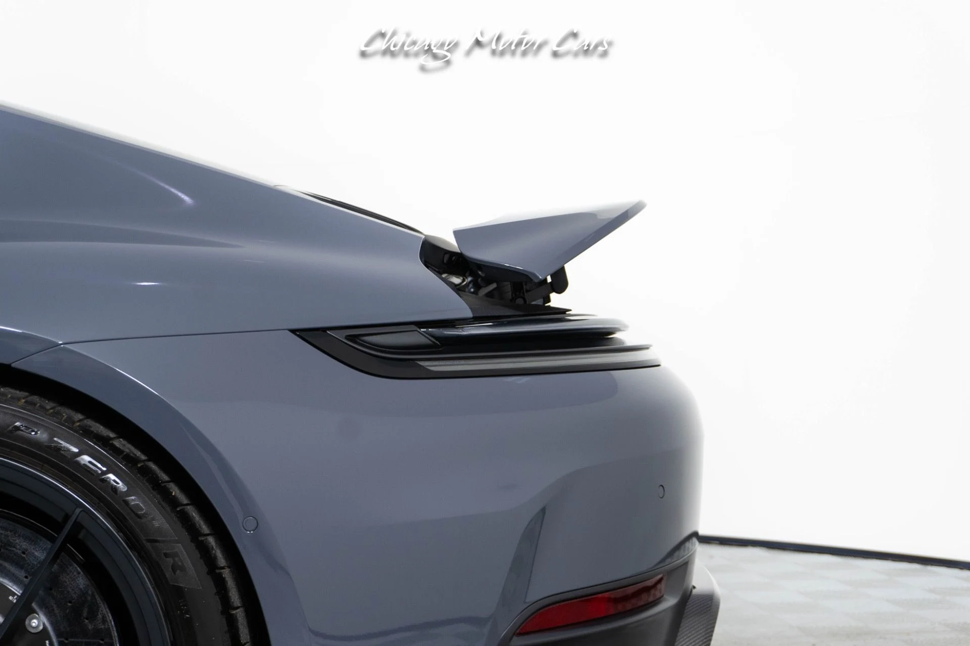 mph003_2593277844_13067_p4_l_a1e3897852