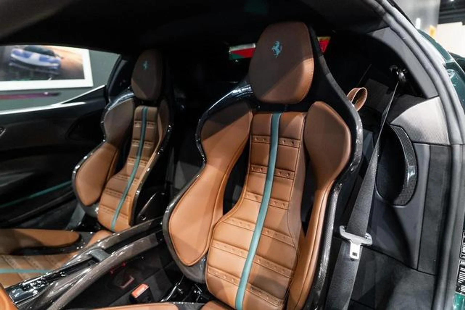 mph003_2599363788_w_PV_6_O_Tr5w_Rx_P2_YZT_Qt_IG_Bl_Lom_V8_44f5965f83