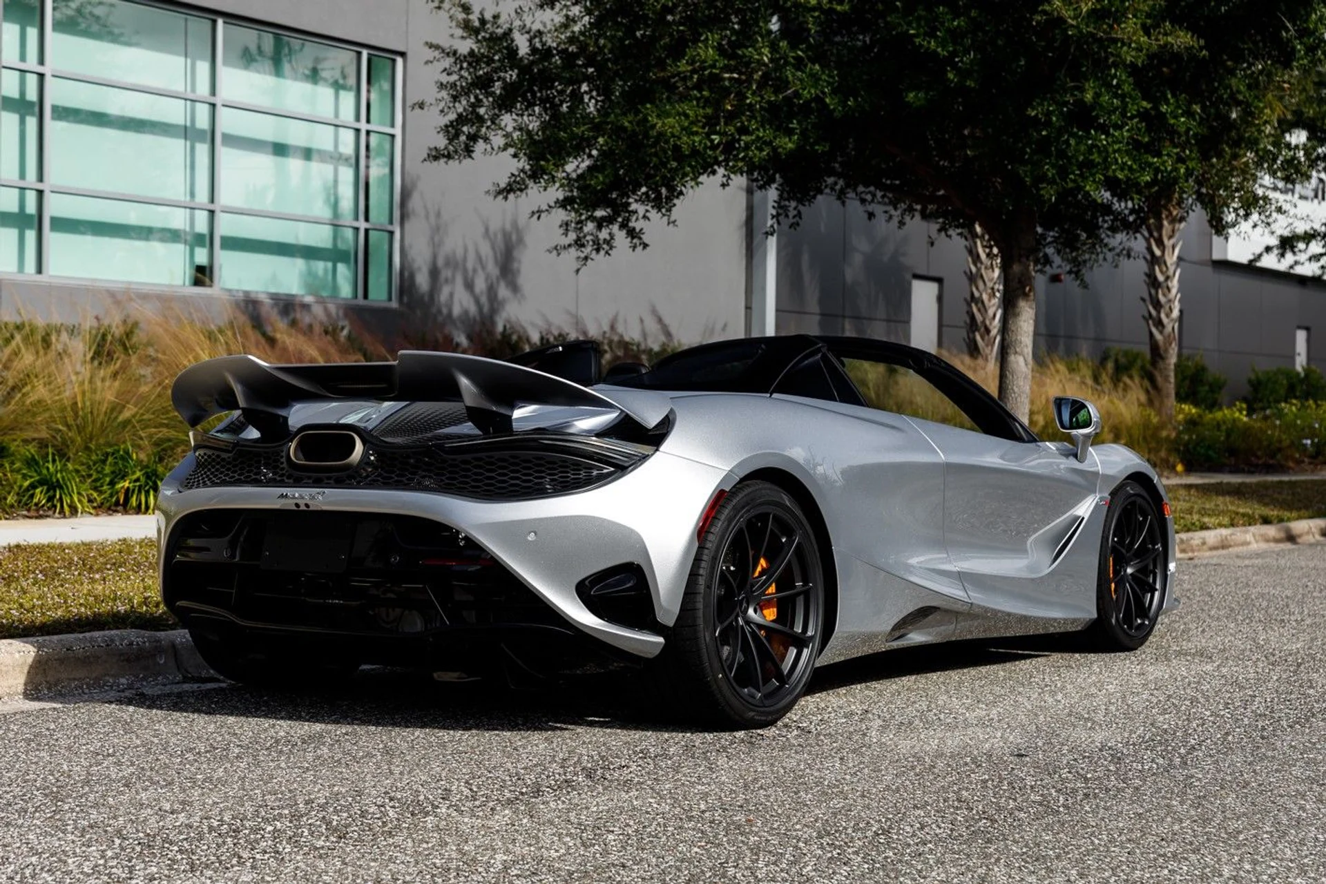 mph003_2603798904_633_p4_l_4123bfdafb