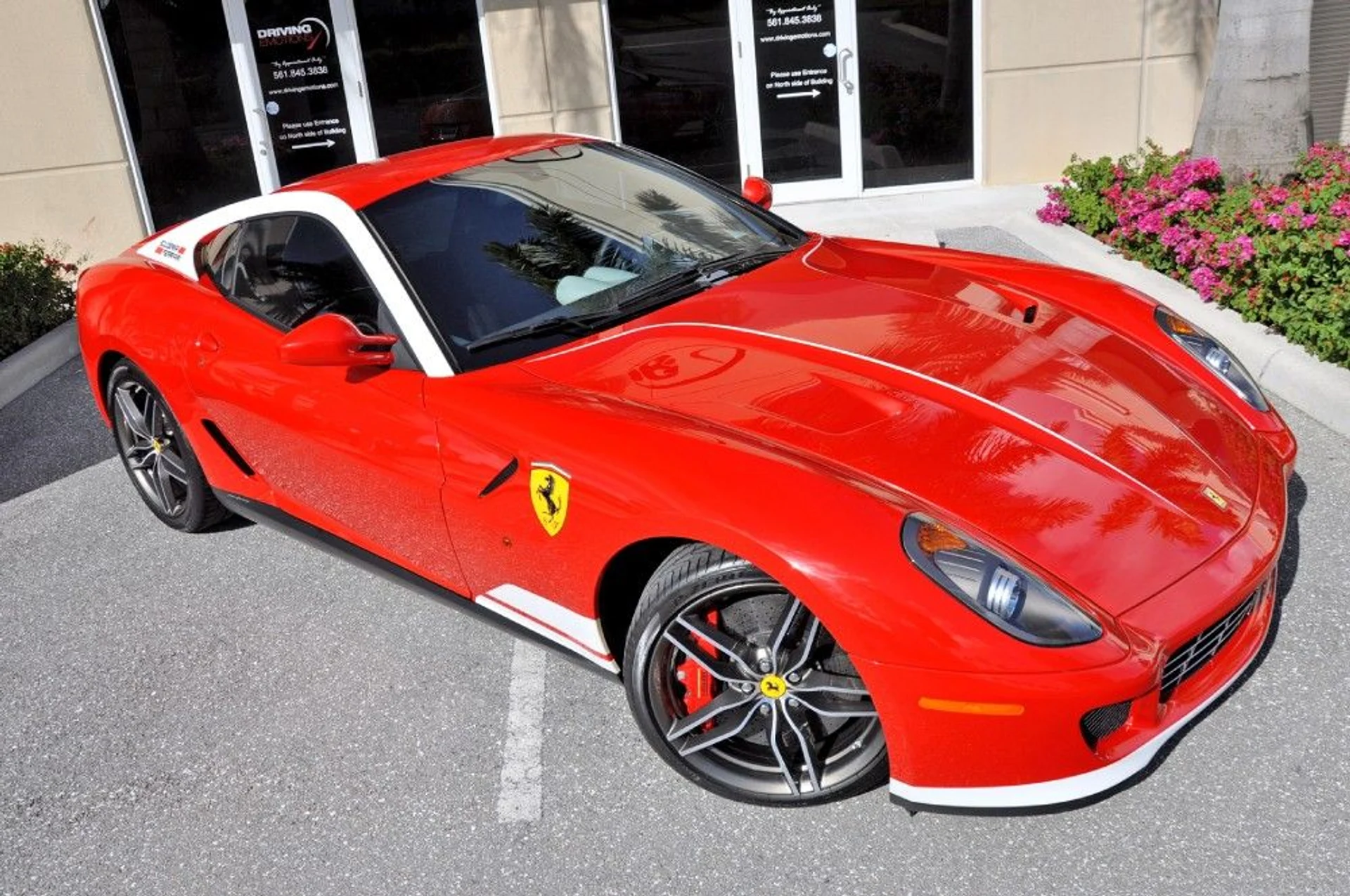 mph003_2613034286_13_p4_l_5ab3918c83