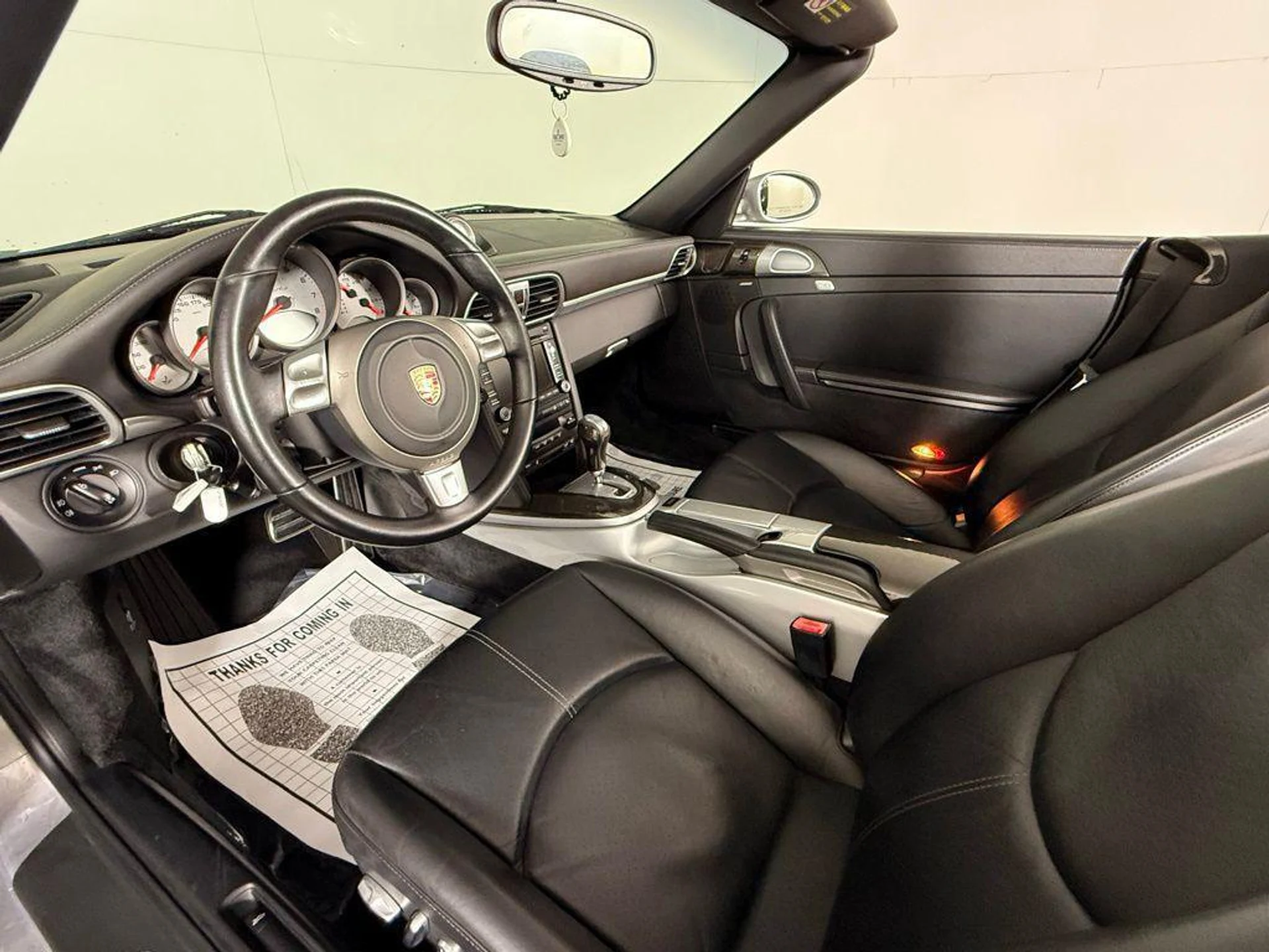 mph003_261338607_s_RP_3_Hl_Ojoxpp_Yqxh8y_dco_D_Xo0_c21bd7c171