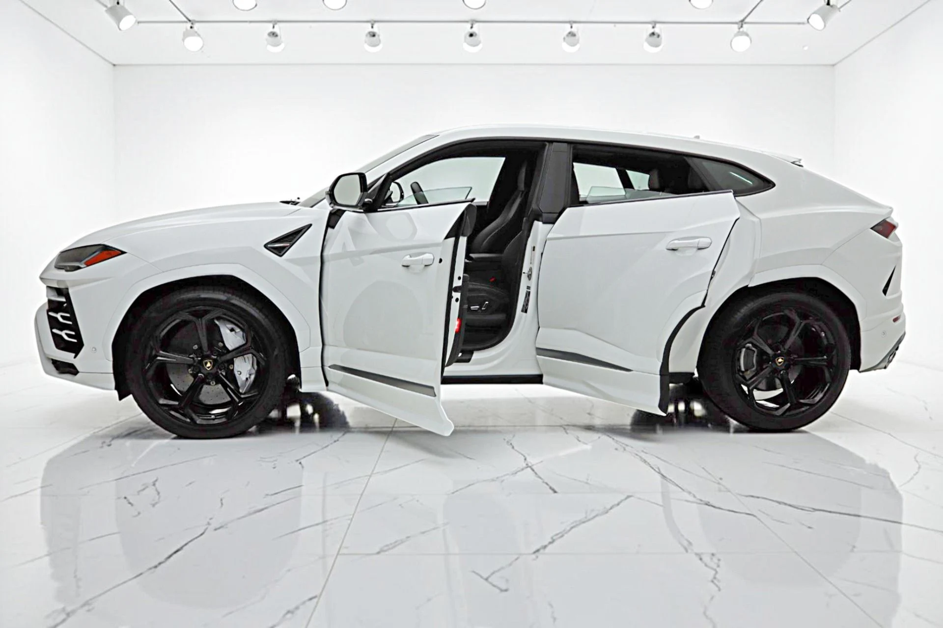 mph003_2619832884_Used_2020_Lamborghini_Urus_SELEZIONE_PRE_OWNED_CERTIFIED_c2eee69ccb