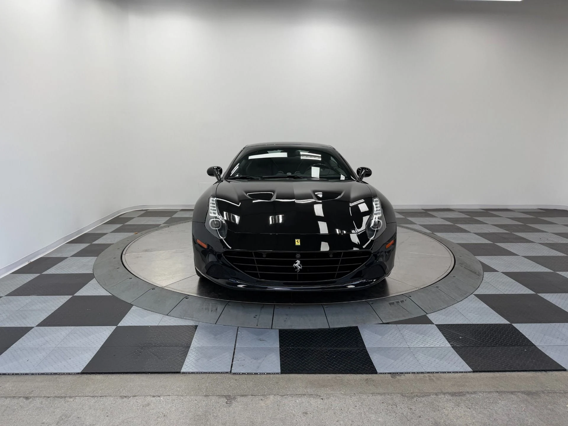 mph003_2627261582_Used_2016_Ferrari_California_T_Carbon_Fiber_Driving_Zone_Twin_Turbo_Power_1782147387_11be2629ce