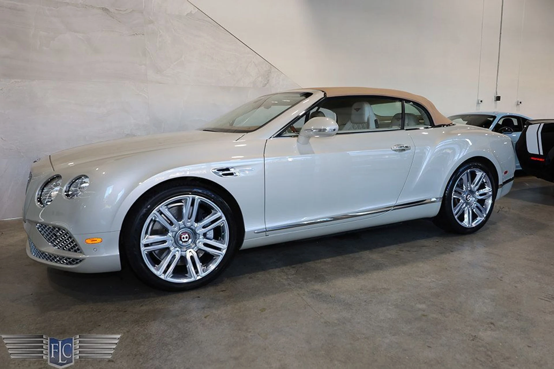 mph003_2633735298_used_2017_bentley_continental_gtcv8convertible_9689_22989764_4_1024_5a12227613