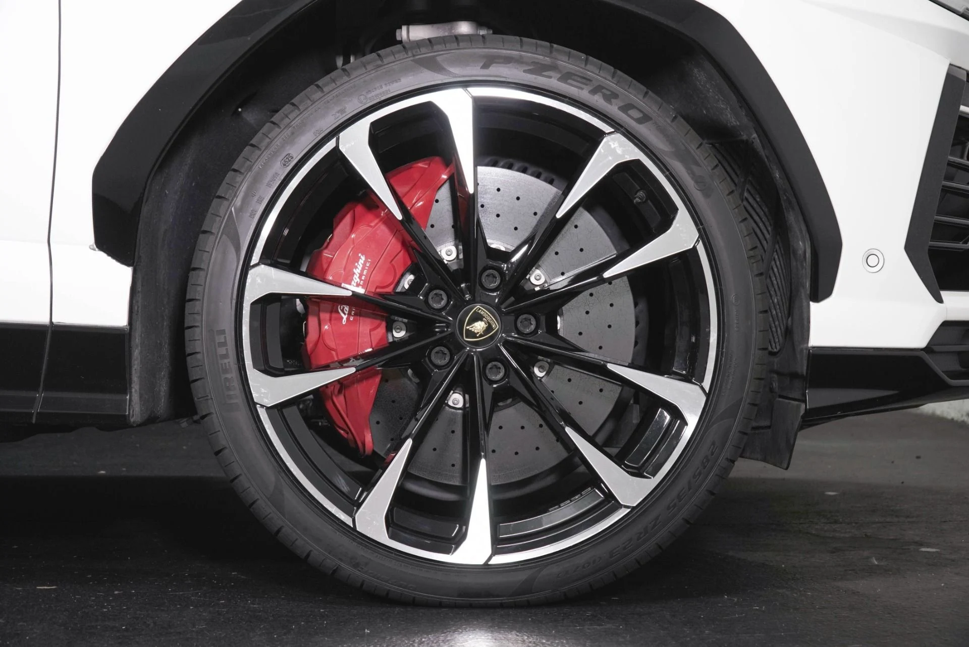 mph003_2640596379_Used_2022_Lamborghini_Urus_1785773690_6a8faef168
