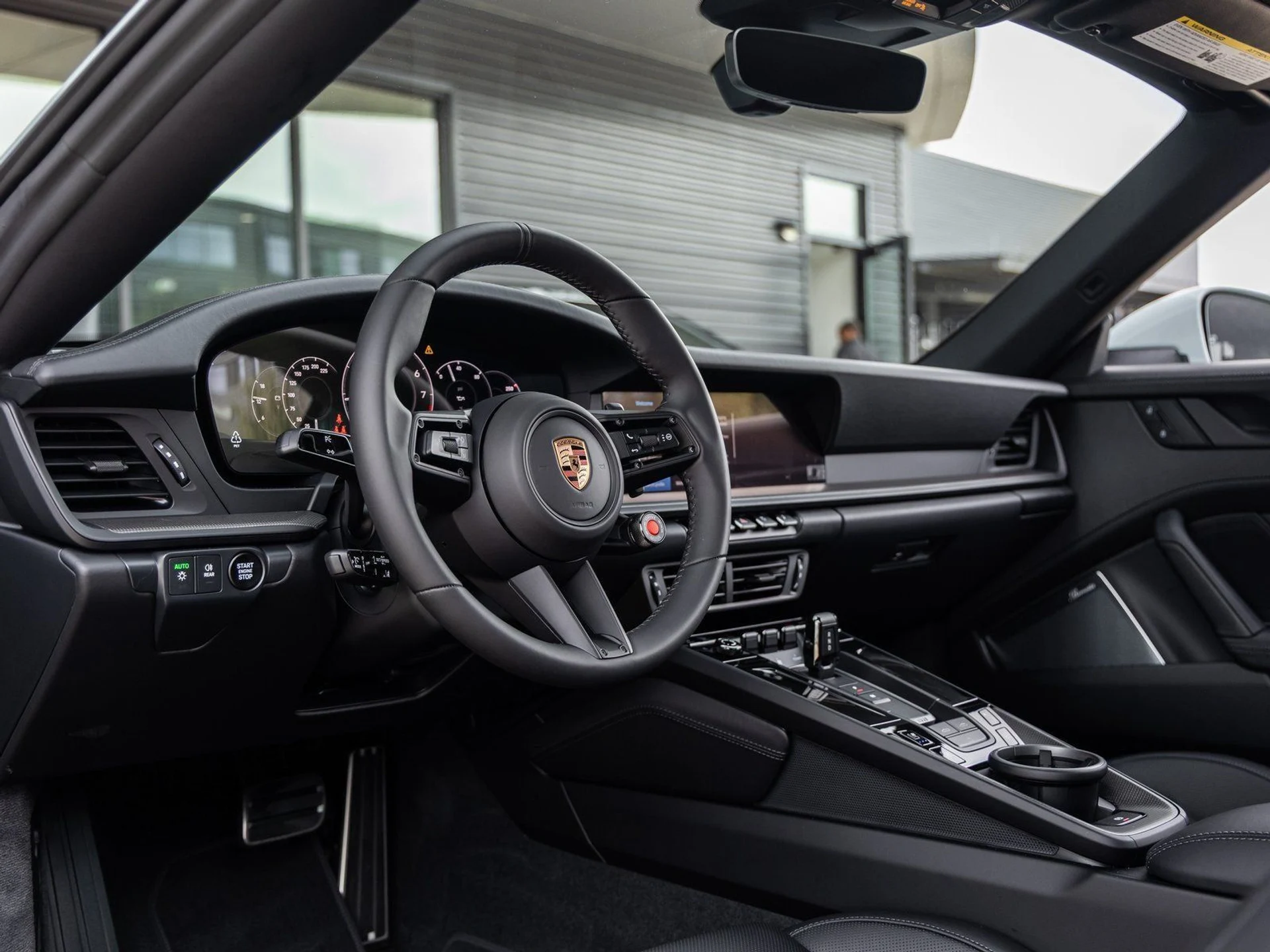 mph003_2641375846_4_69cffbb72f