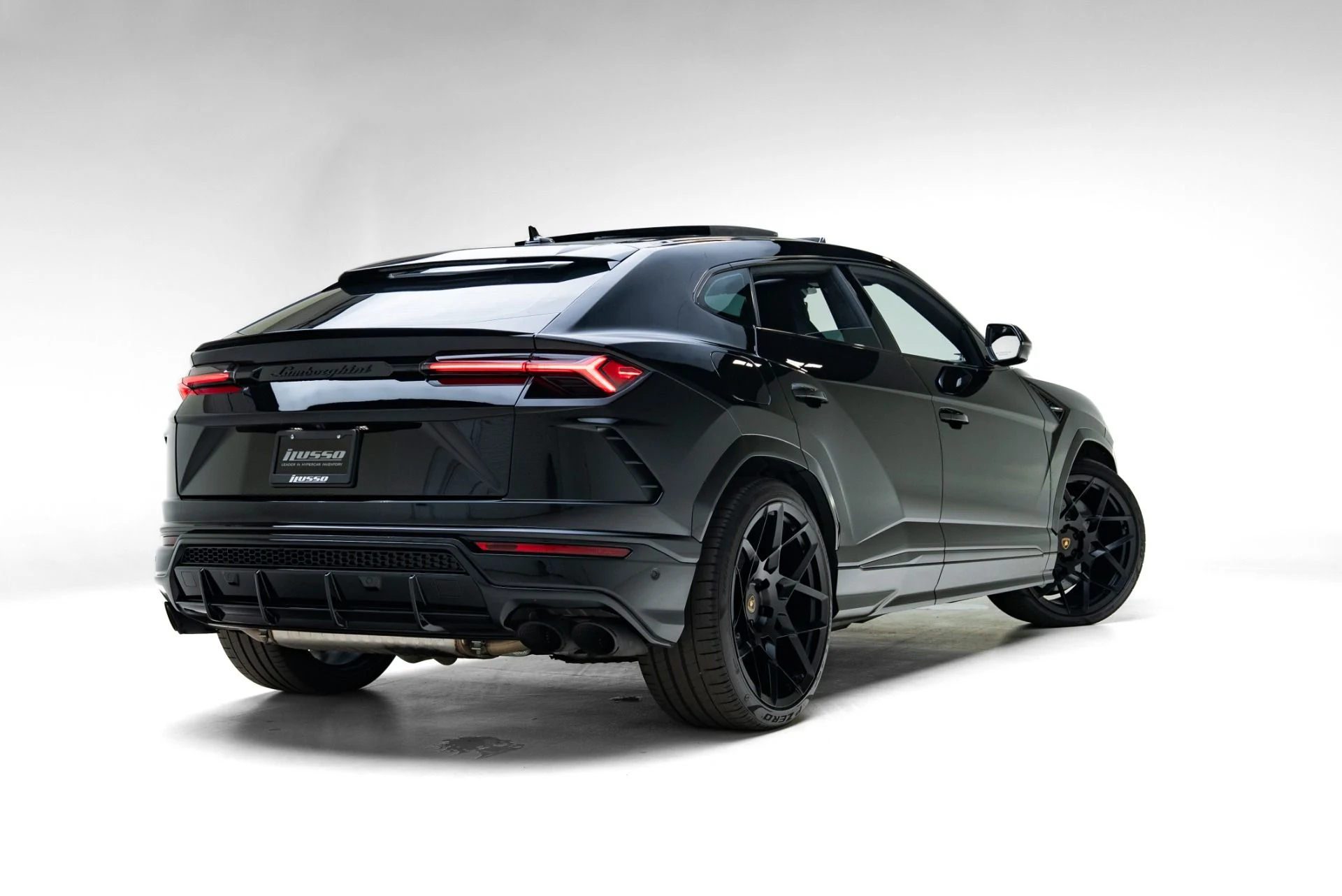 mph003_2642784644_Used_2019_Lamborghini_Urus_1778703309_b22c3e7ee1