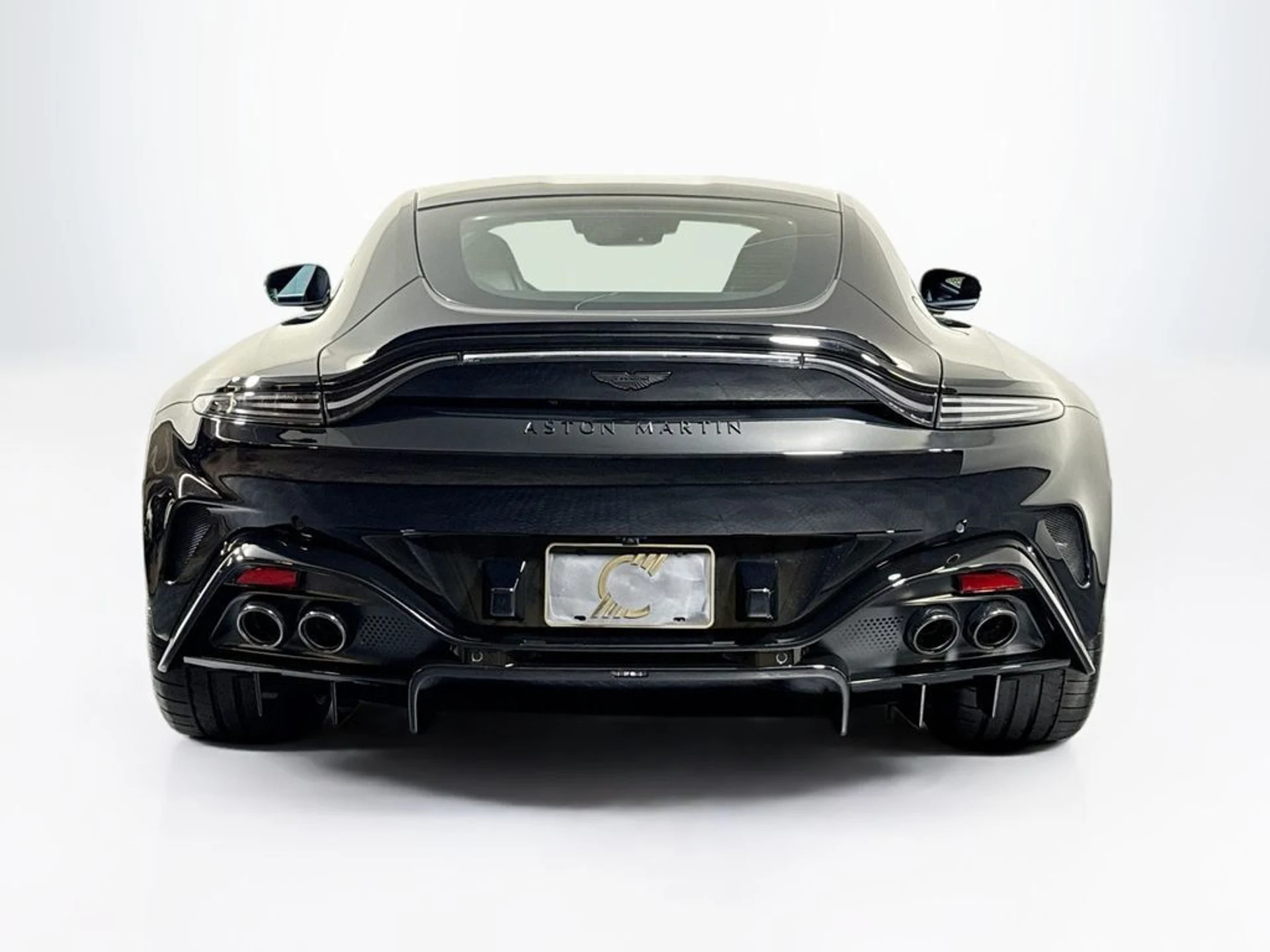 mph003_2643517704_new_2026_aston_martin_vantage_scoupe_11350_23059233_4_1024_0458da81ae