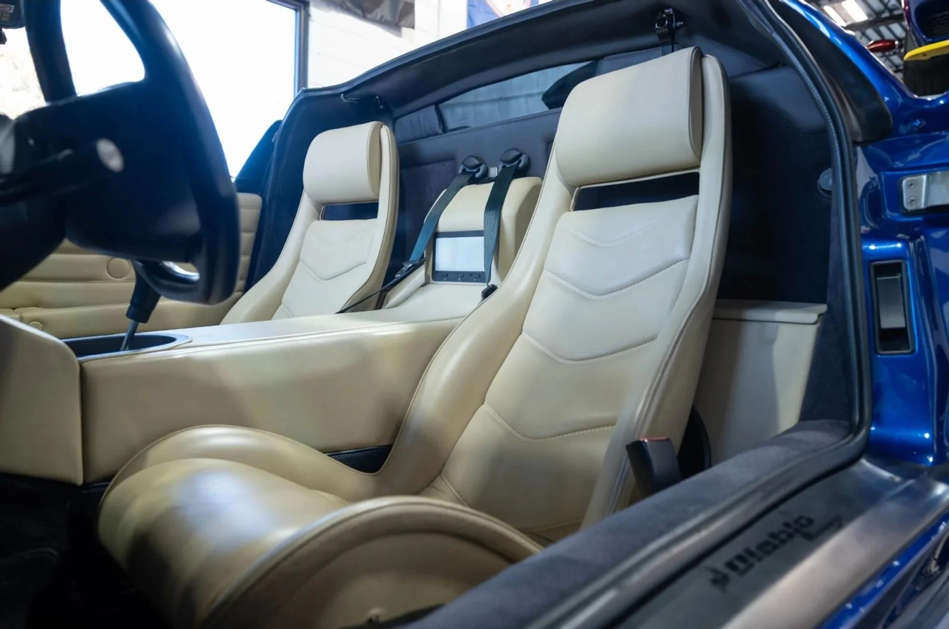 mph003_2662018949_13208_p4_l_e47356aae4