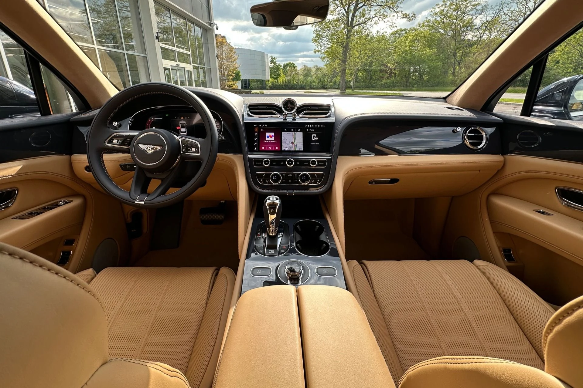 mph003_2664842626_New_2026_Bentley_Bentayga_1779111401_da436013ea