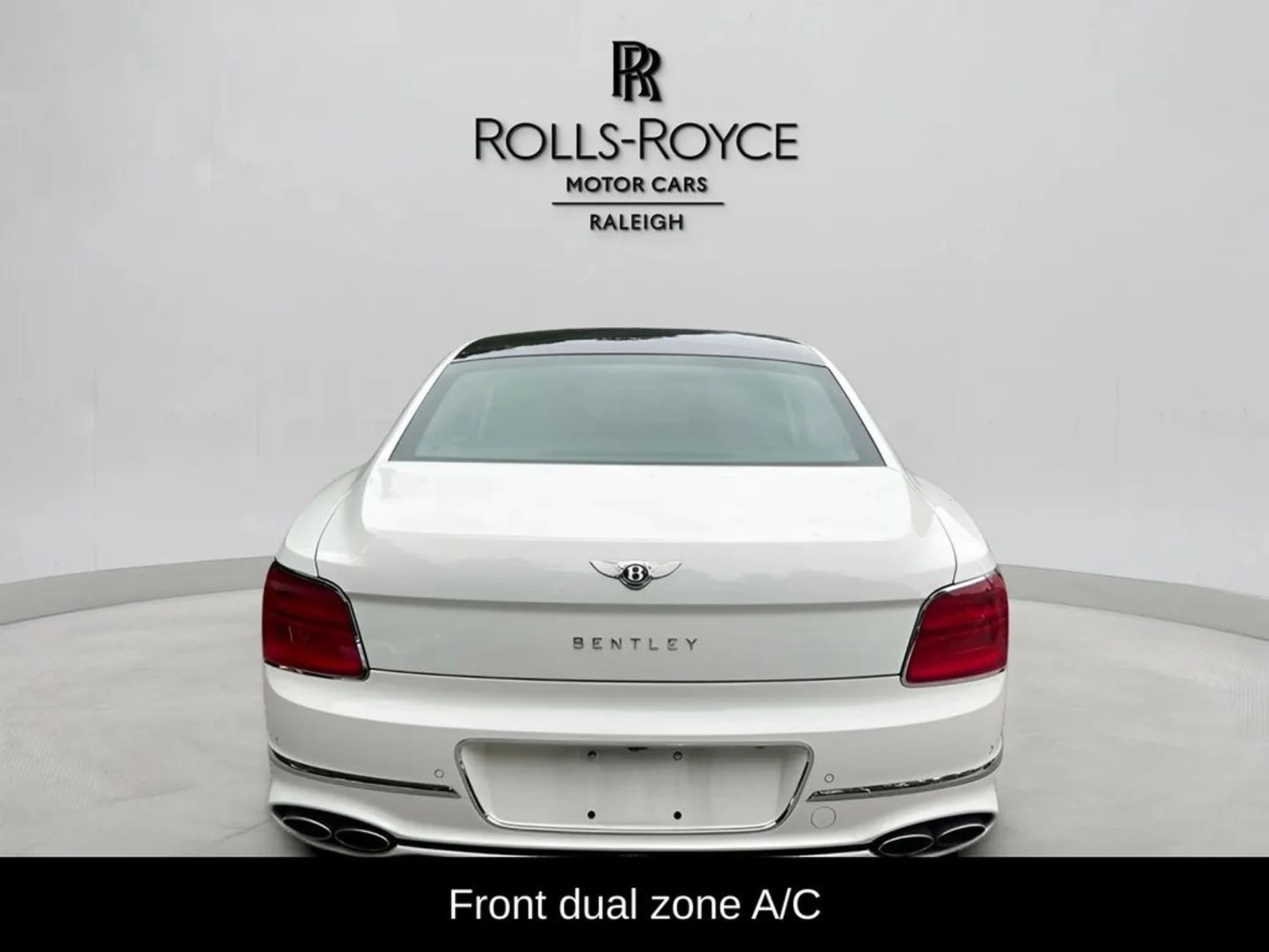 mph003_2666904851_49d5c602cc60b1927b28764e555f5860x_1d9507b5f6