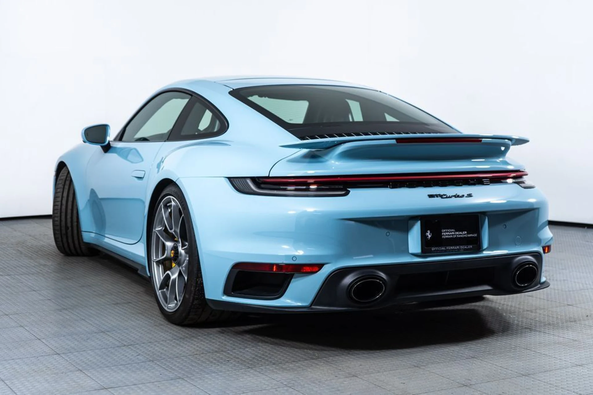 mph003_2670684868_4_26182736_695841ee68a61_a7f38ce0ef