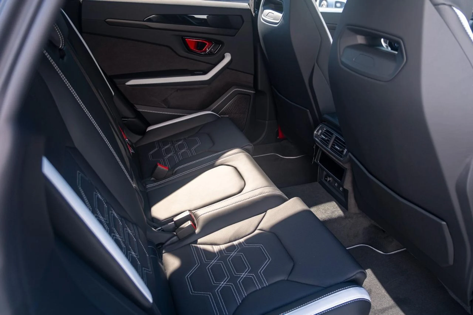 mph003_267490435_eeaa4bf49aaf4df9b88ad50f33789041_c49c2671ac