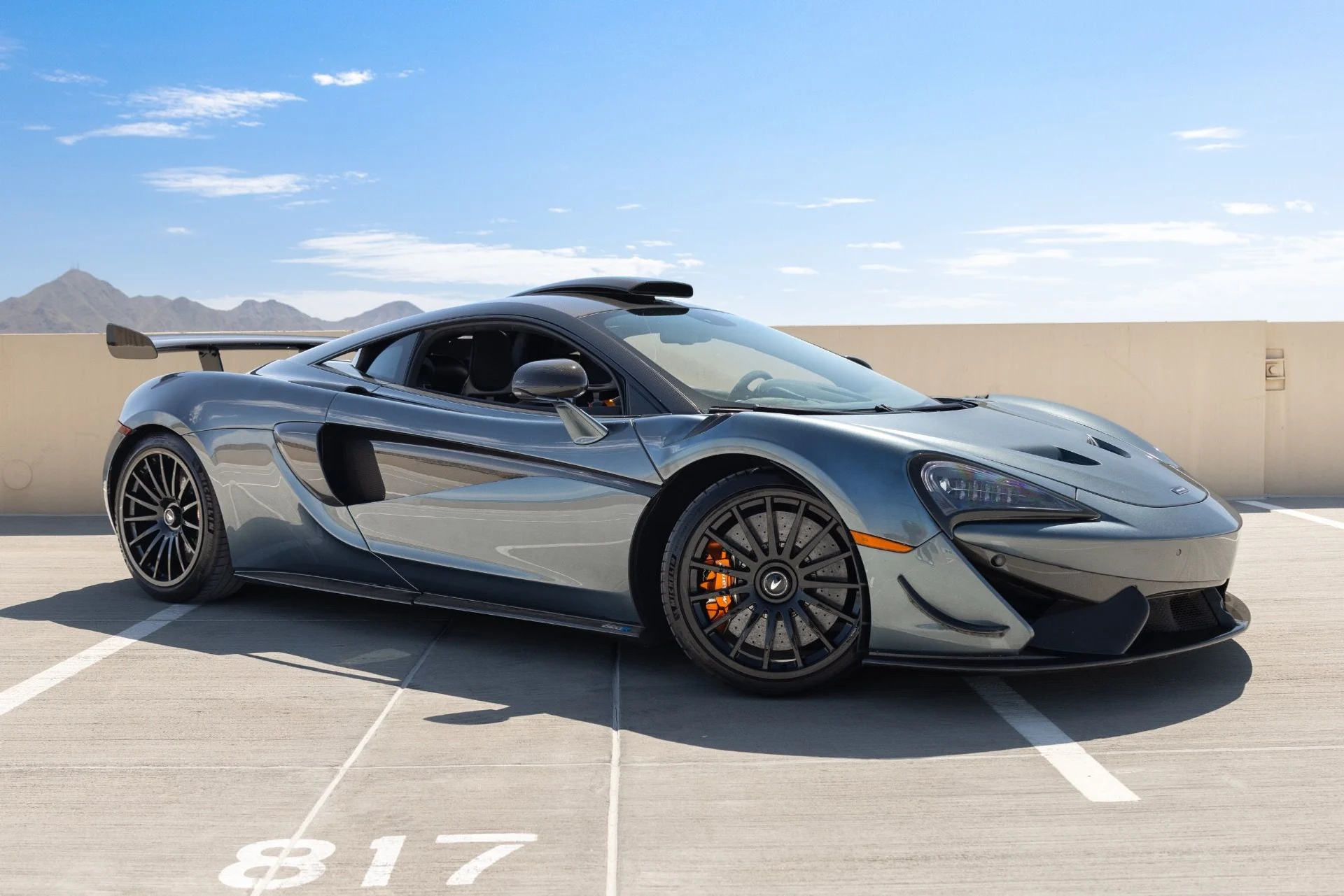 mph003_2680709338_Used_2020_Mc_Laren_620_R_1785795567_34eb9f5022