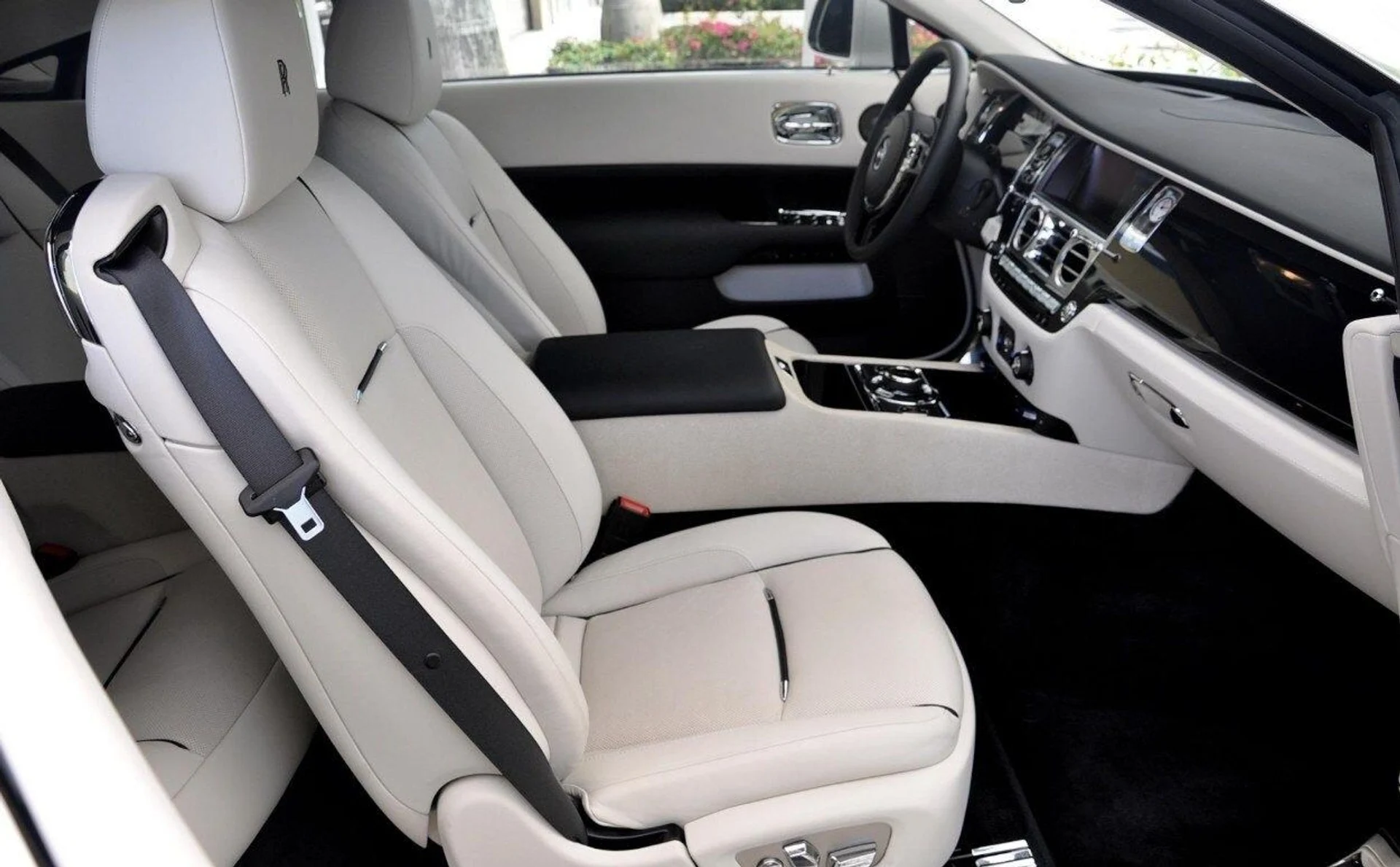 mph003_2686402029_22d58915f862460bc64d9fa5019559c2x_2b413994d6