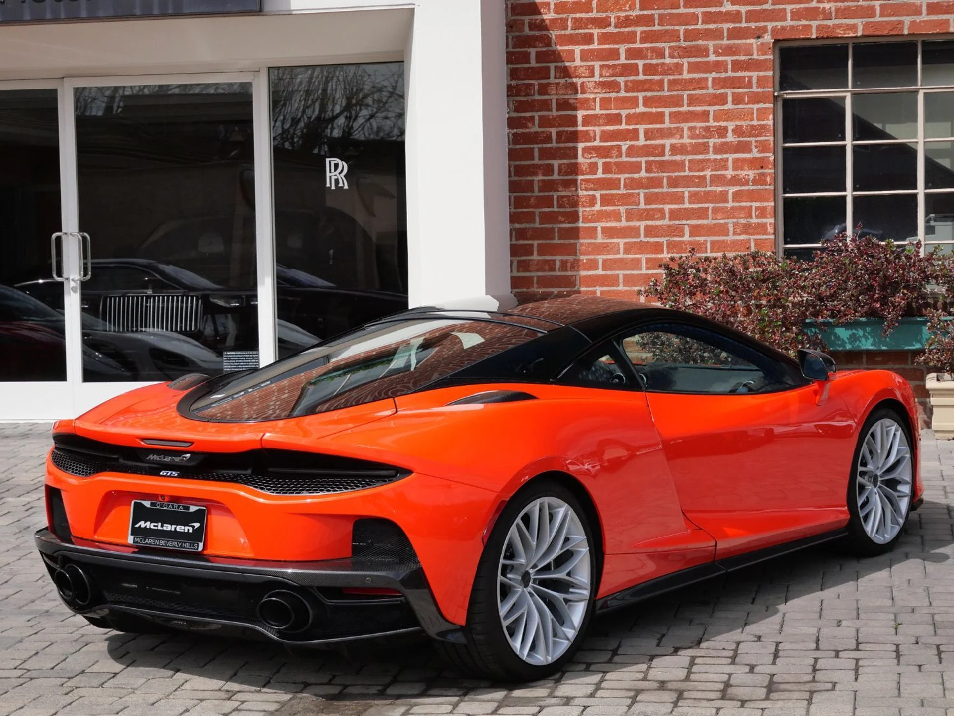 mph003_2688085455_5a2212857c3d70bfaba122dfcd6fe0d5x_d2262088e4