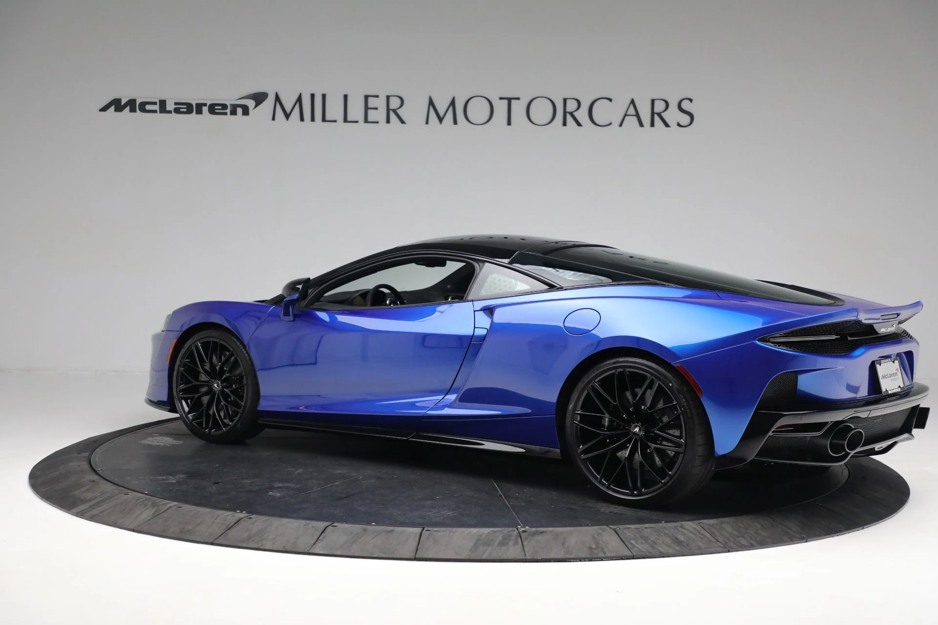 mph003_2689546717_New_2023_Mc_Laren_GT_Luxe_fa32cc82c3