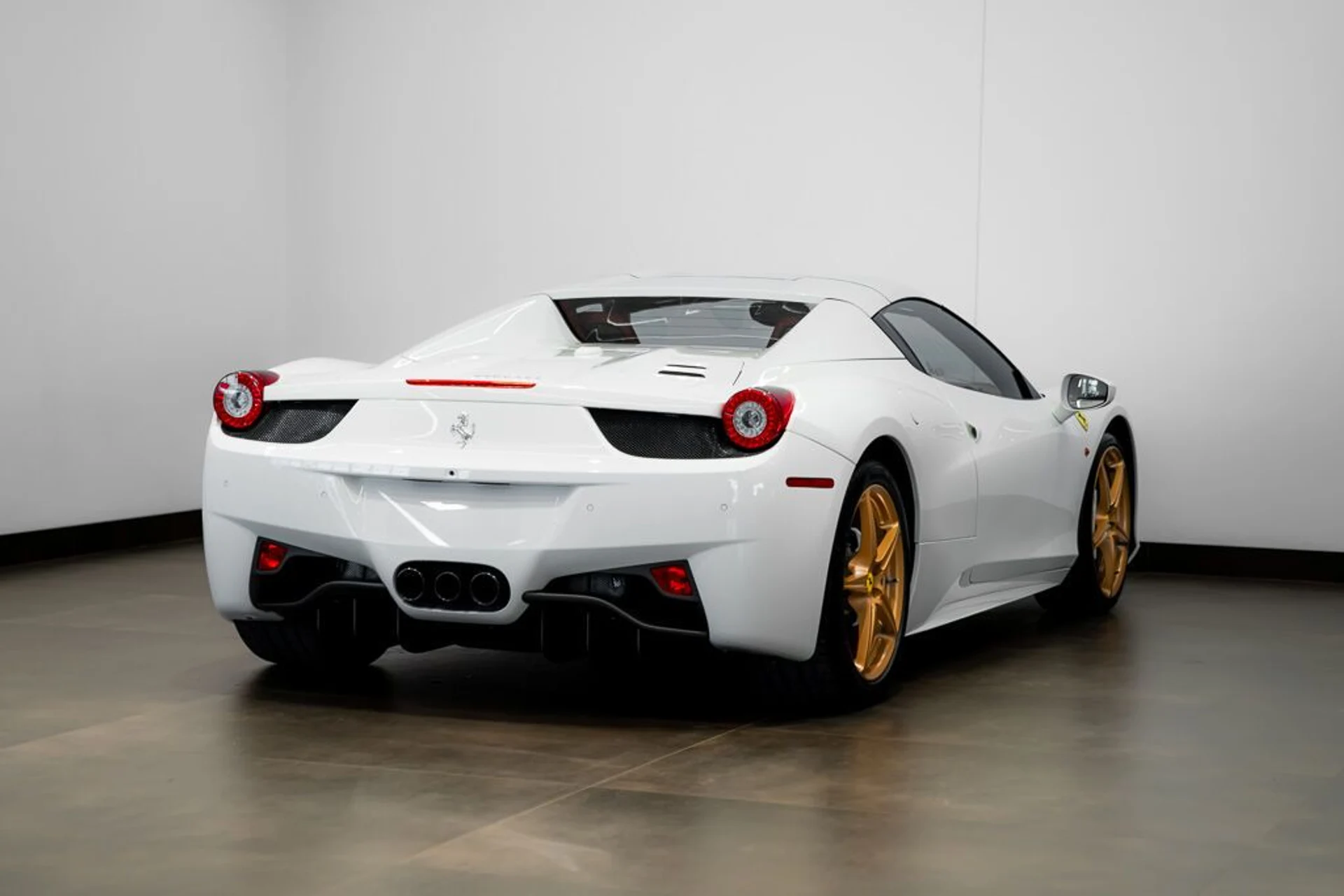 mph003_2690167986_ferrari_458_italia_2013_jpg_v_1754355020_0f562ab69d