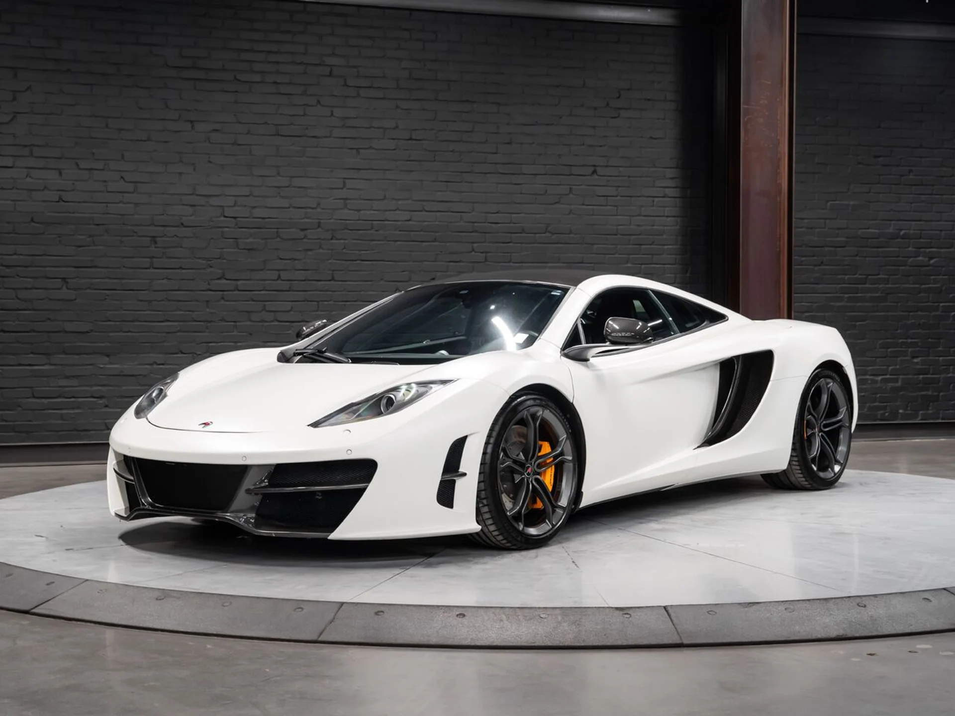 mph003_2691111995_mclaren_mp4_12c_2012_4e20106218