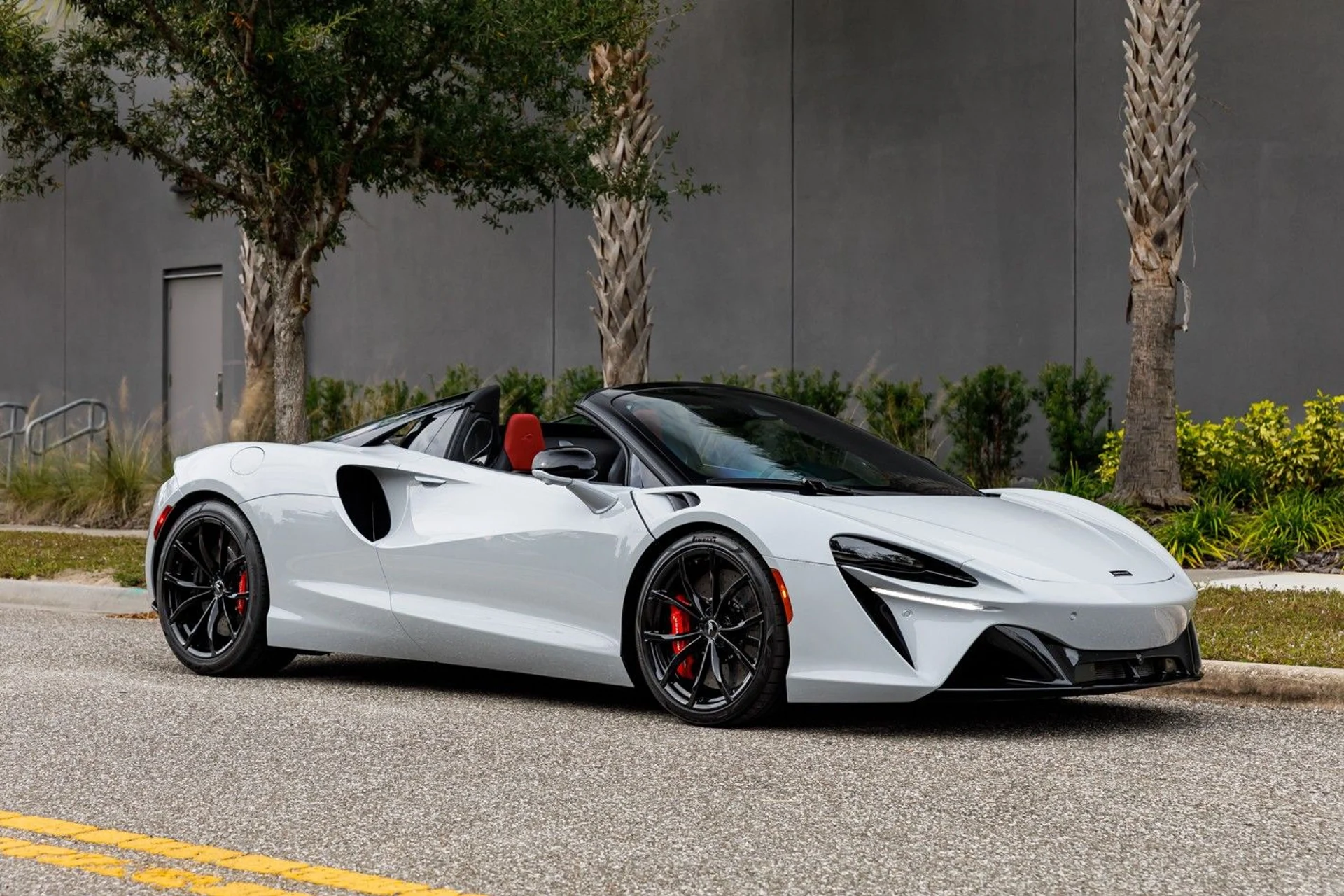 mph003_2691167211_446_p4_l_417f7d99bc