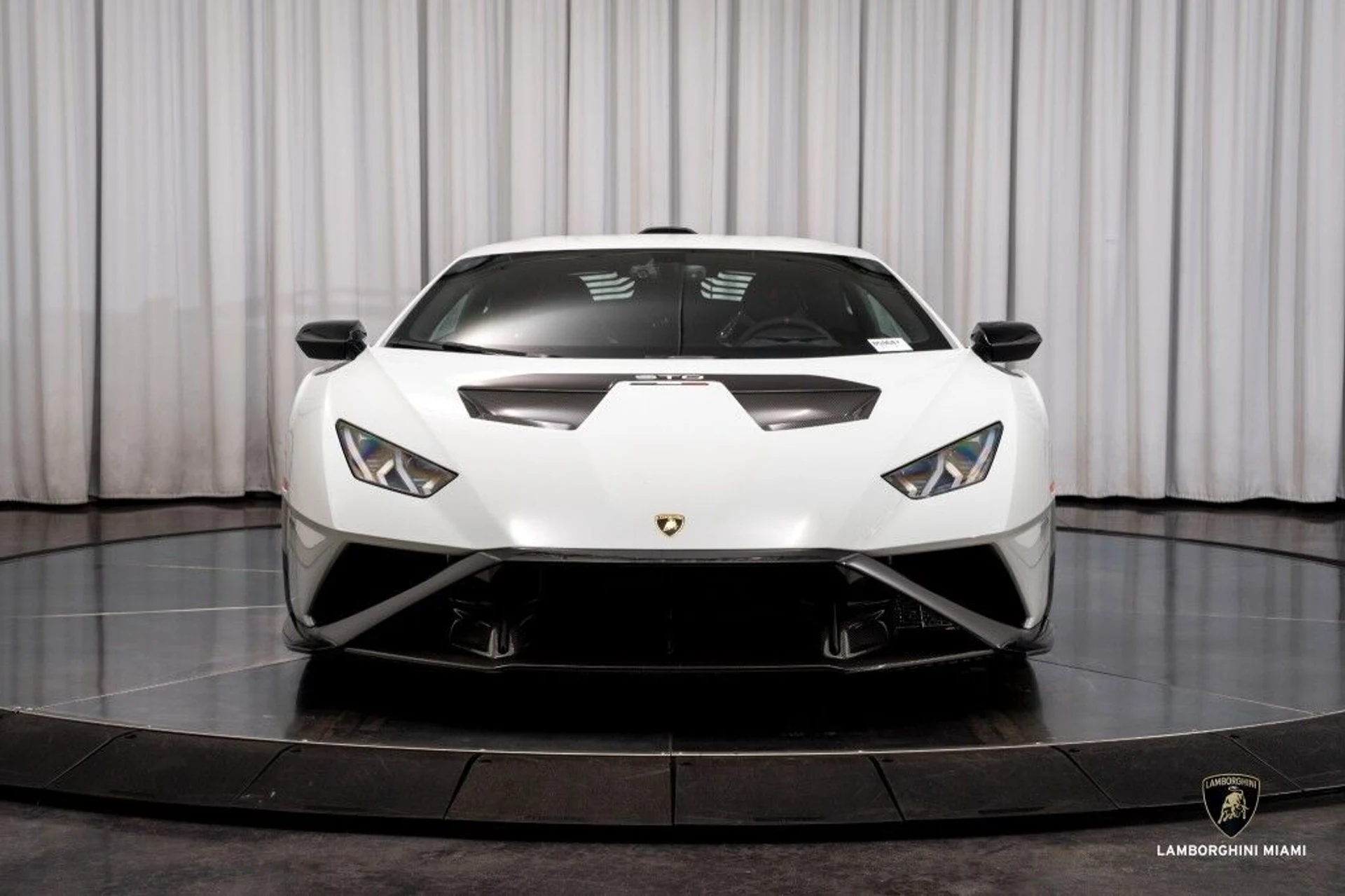 mph003_2709996409_b841c406f46edae4e5a797333bd1f8b2_726751067a