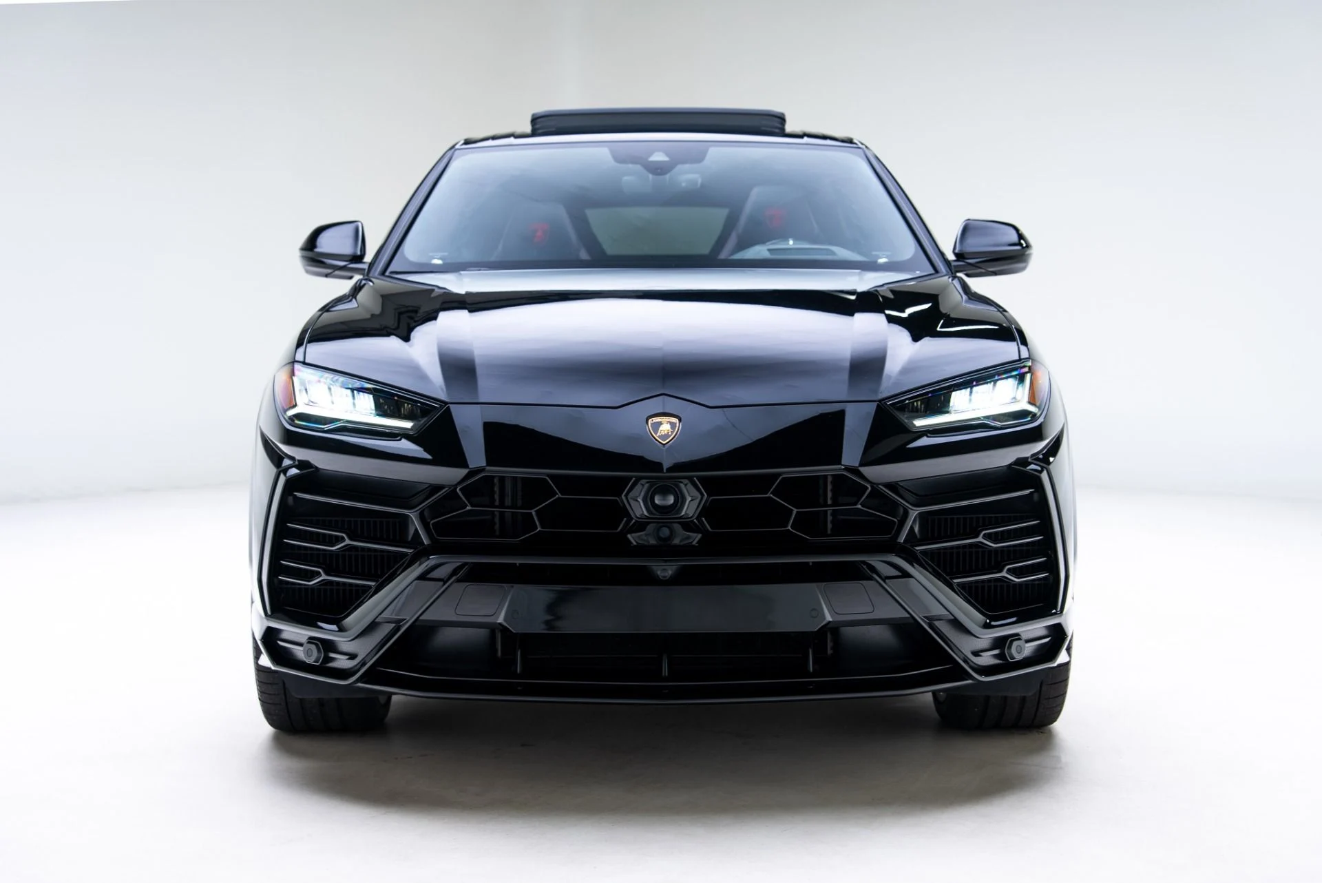 mph003_2715004333_Used_2022_Lamborghini_Urus_1769211578_945617afcd