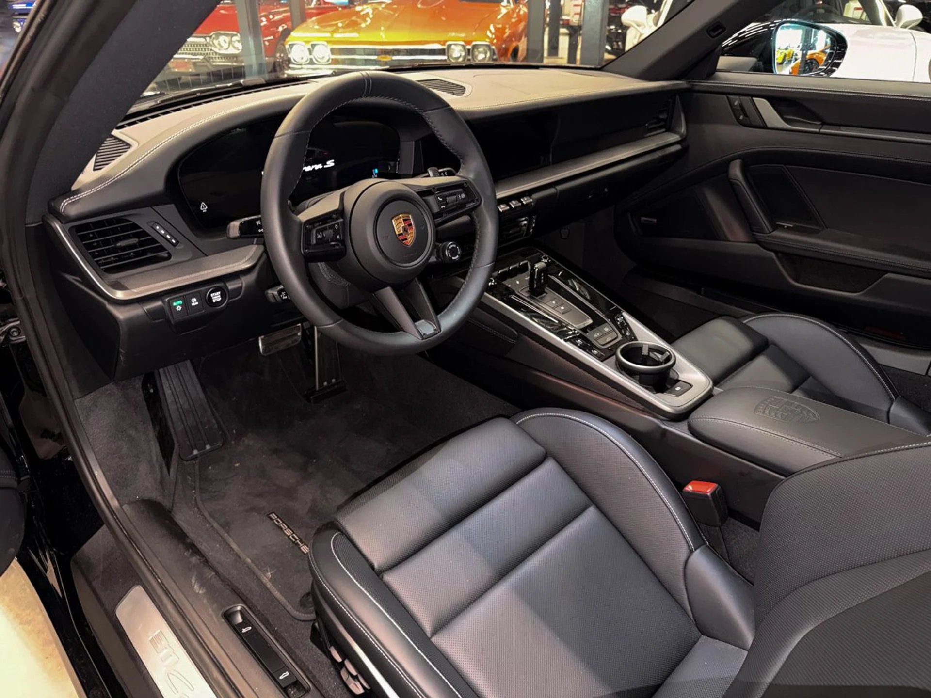 mph003_2730977067_porsche_911_2025_c24a7620f3