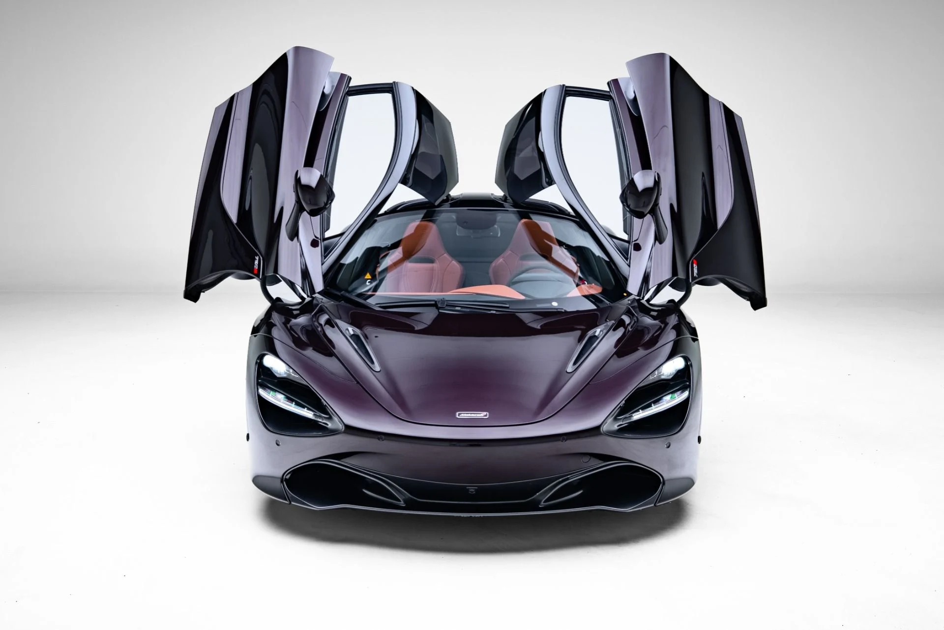 mph003_2737619434_Used_2018_Mc_Laren_720_S_Luxury_1771626810_73f4be8add