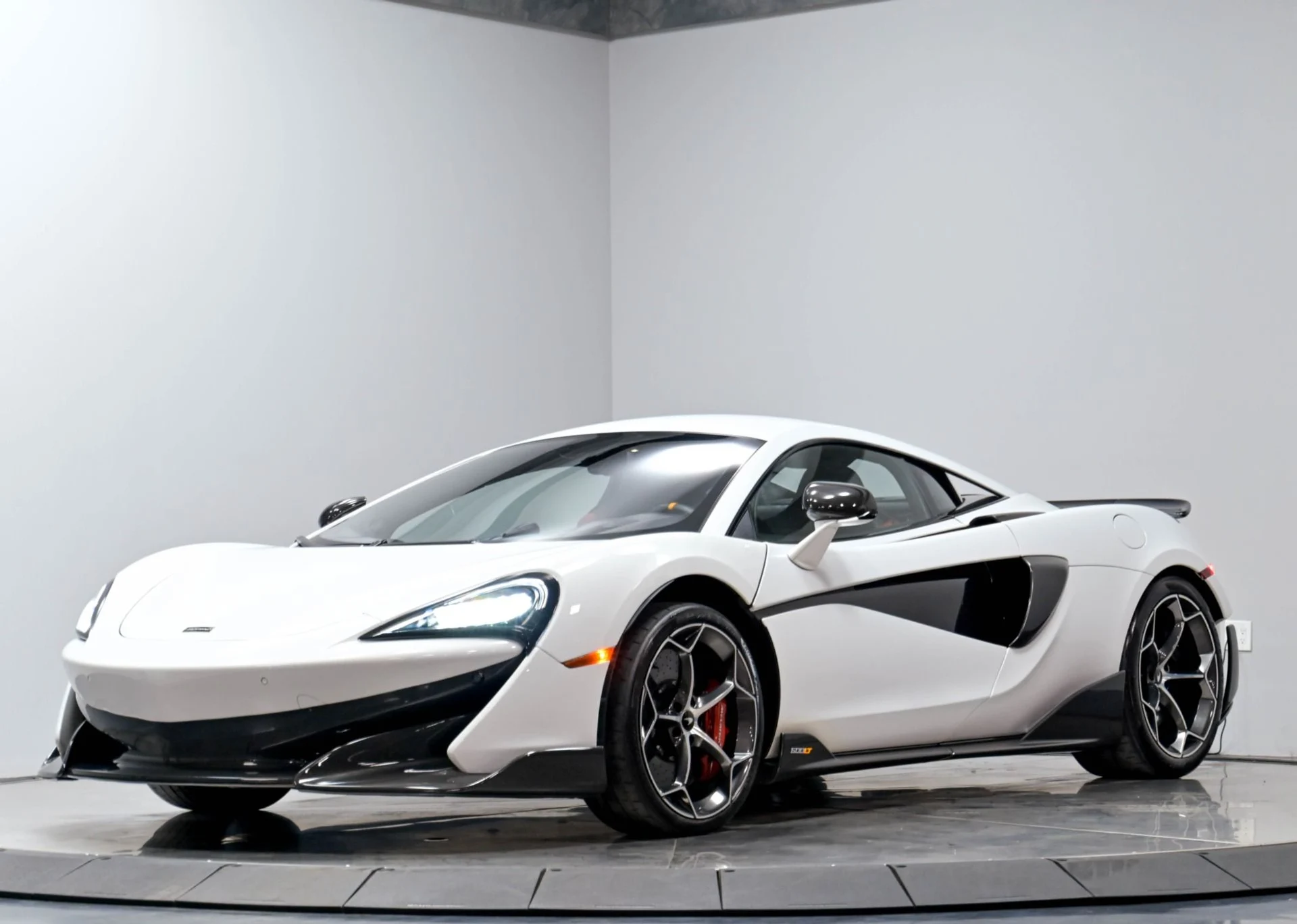 mph003_2737774204_Used_2019_Mc_Laren_600_LT_Base_1782155770_d4e04e4371