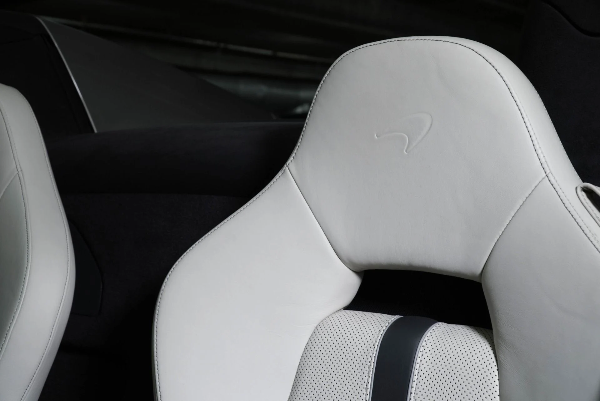 mph003_2744308450_Used_2018_Mc_Laren_570_S_1768861233_9651b98776