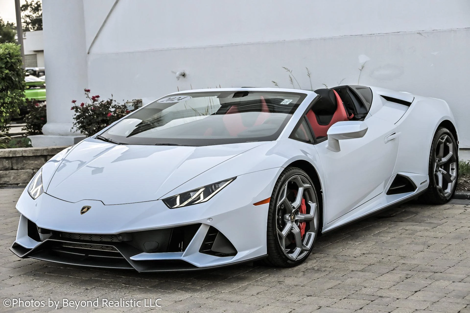 mph003_2753184906_Used_2024_Lamborghini_Huracan_EVO_Spyder_1755331799_85e8c46179