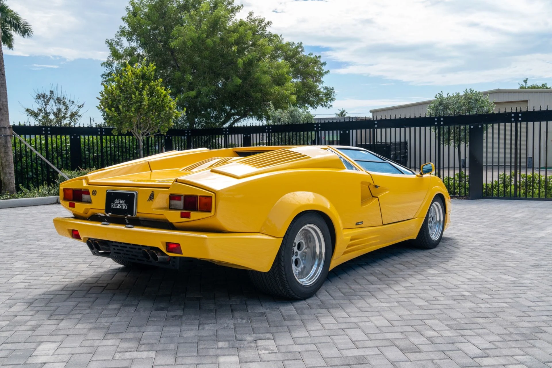mph003_2765127902_Used_1989_Lamborghini_Countach_25th_Anniversary_1793038200_5e413e50a5