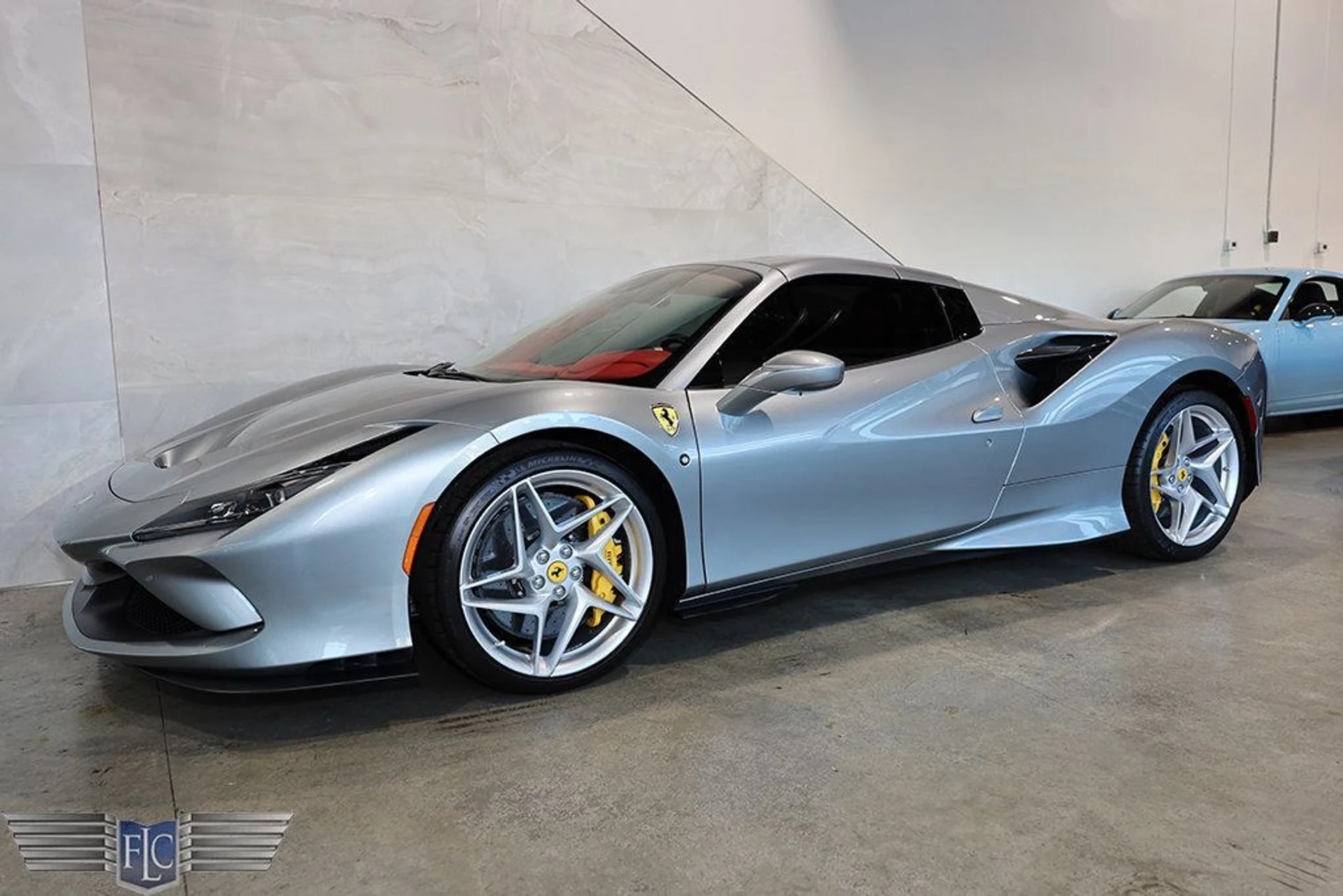 mph003_2766826377_used_2021_ferrari_f8_spider_convertible_9689_22996812_4_1024_f008cc29a9