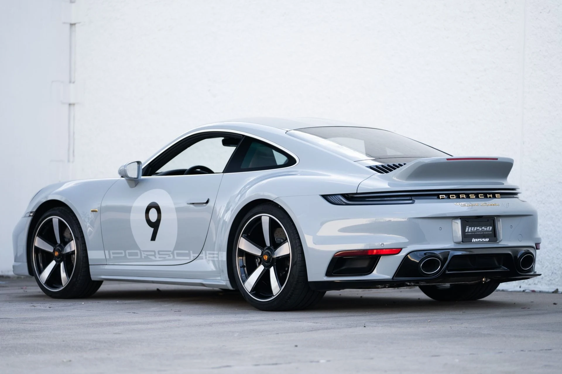 mph003_2768886703_Used_2023_Porsche_911_Sport_Classic_1767656411_9c312d7ac9