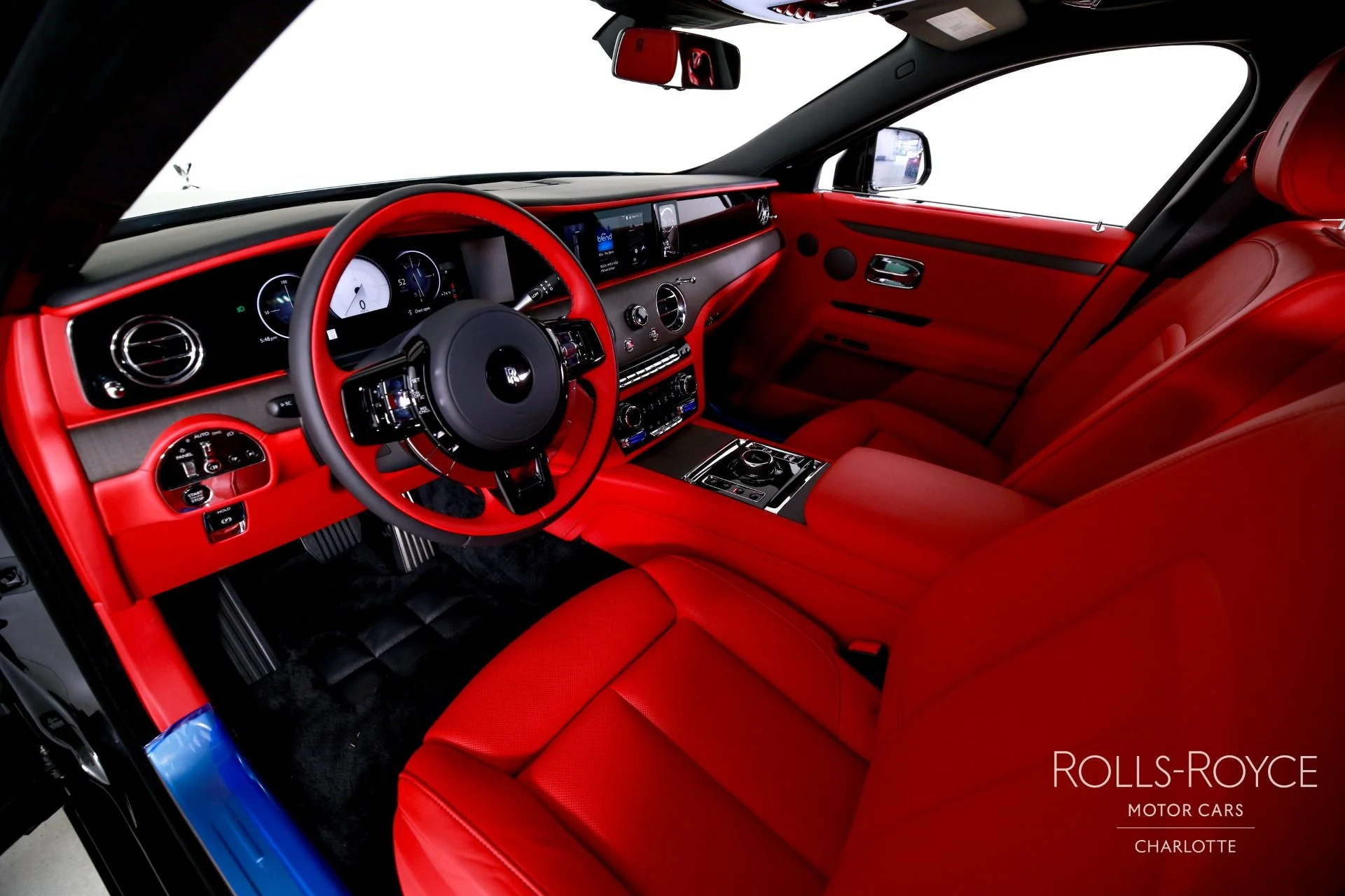 mph003_2783307702_Used_2025_Rolls_Royce_Ghost_1751386071_68fd3e3b3b