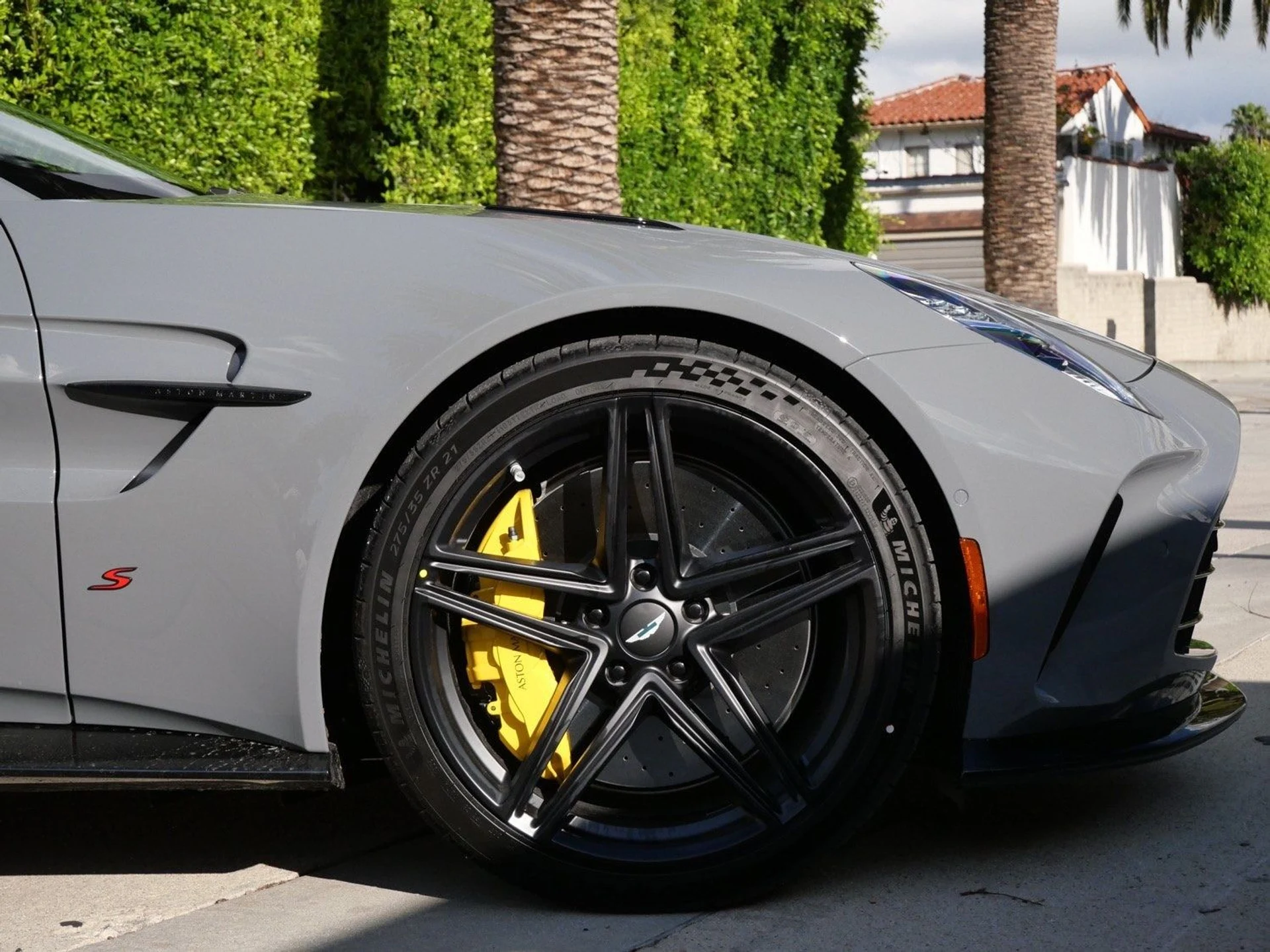 mph003_2785104391_fe70c19dc24642942b556c860673336cx_ab57f25565