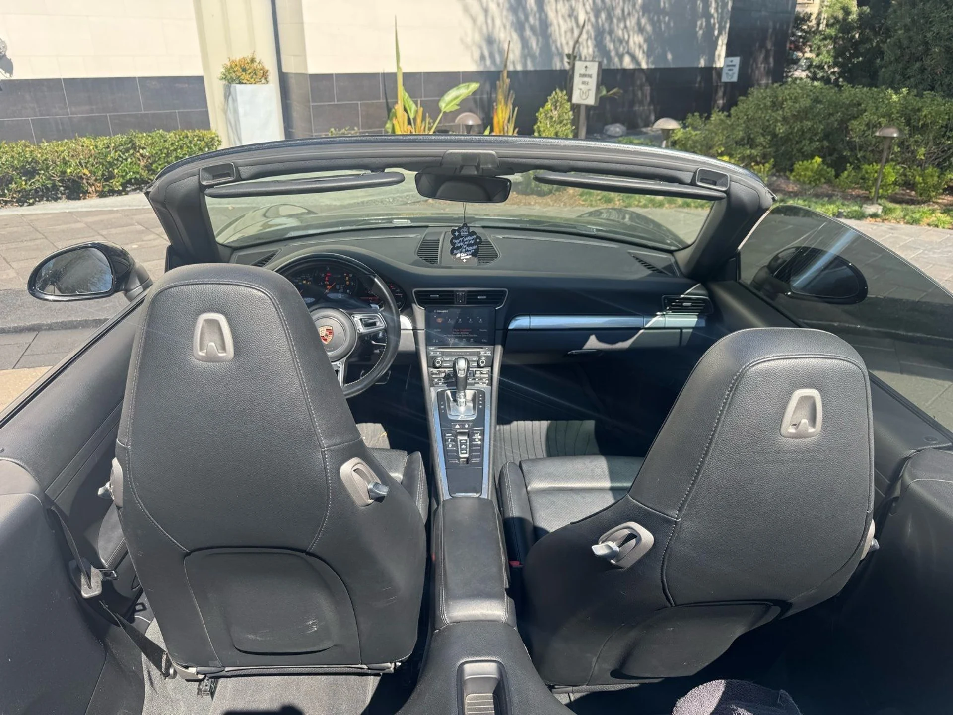 mph003_2785367984_image_4_5d337d4147