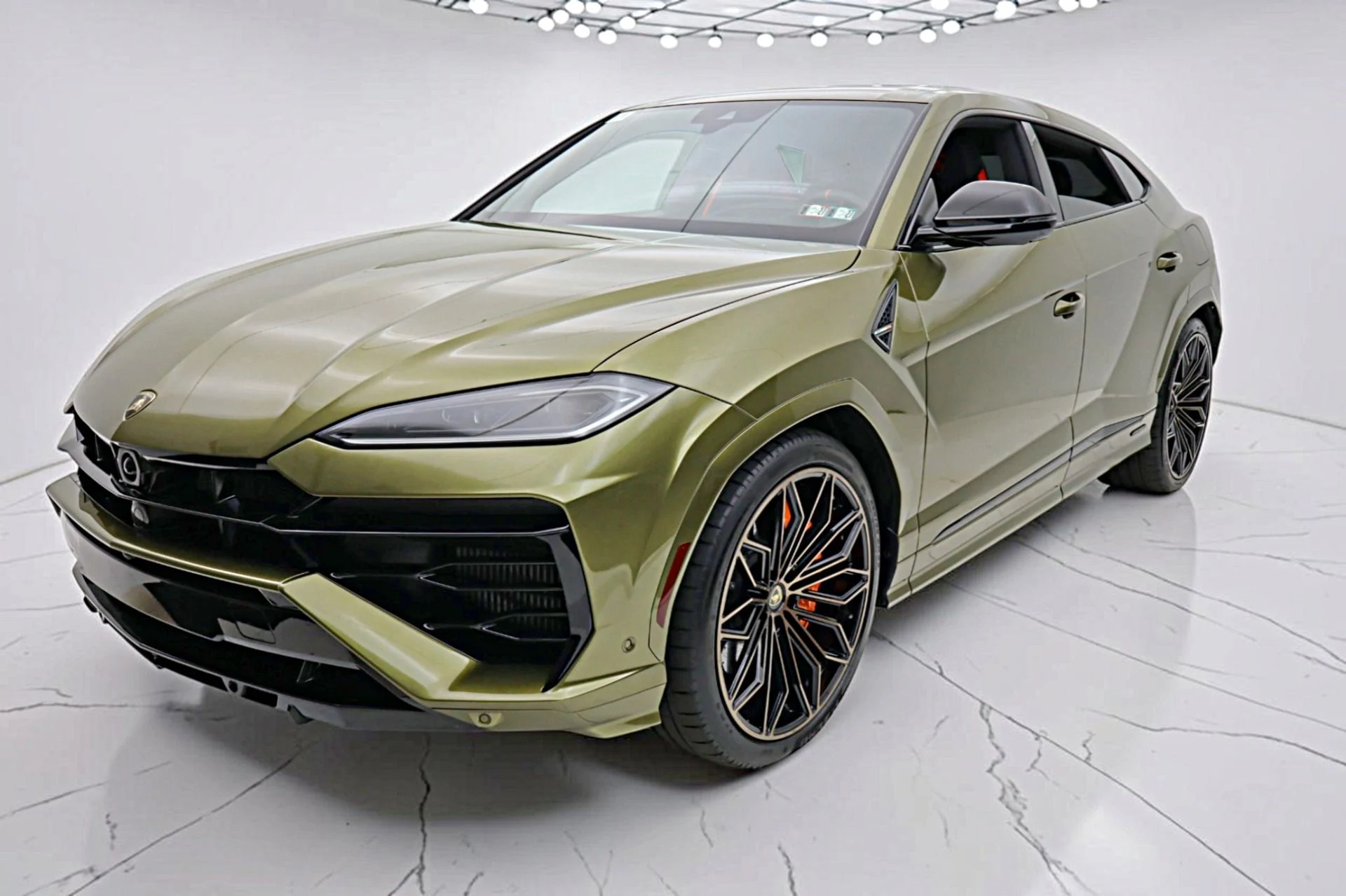 mph003_2792318499_Used_2026_Lamborghini_Urus_SE_fa3397afae