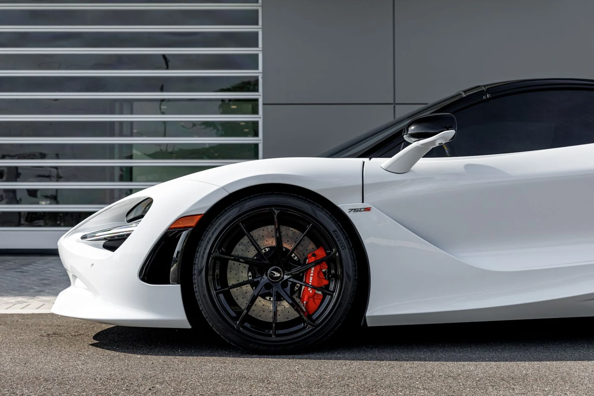 mph003_2792746279_Used_2024_Mc_Laren_750_S_Spider_185c312587
